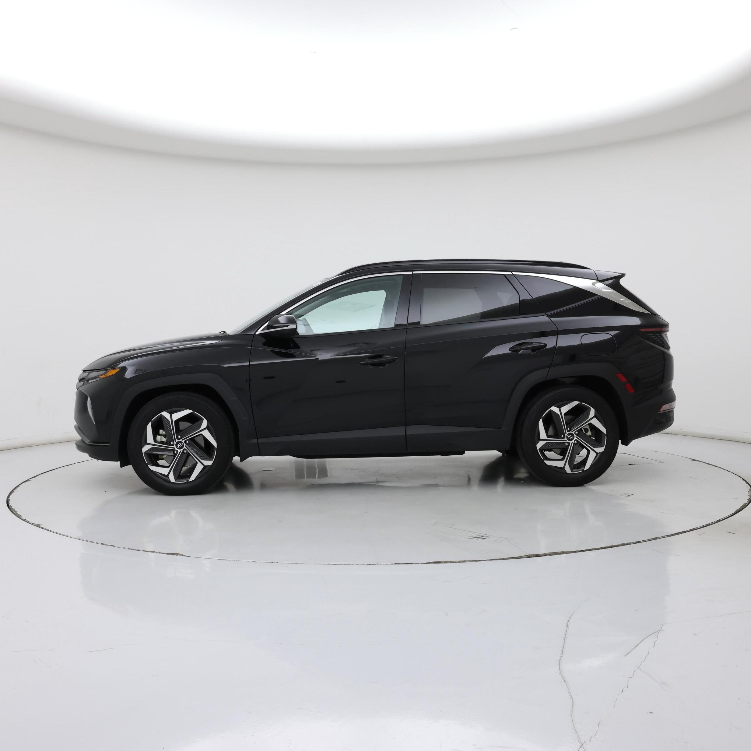 Thumbnail: 2022 Hyundai Tucson - 3