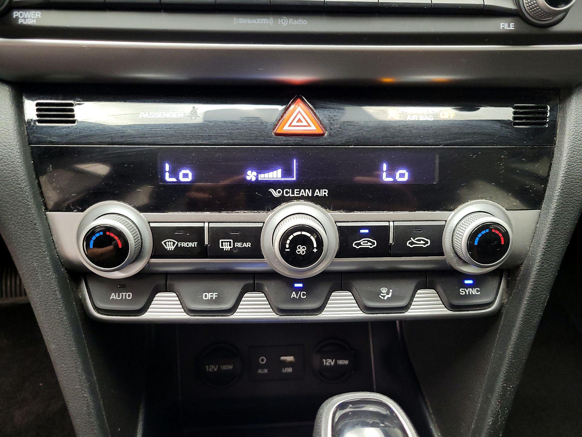 Thumbnail: 2020 Hyundai Elantra - 16