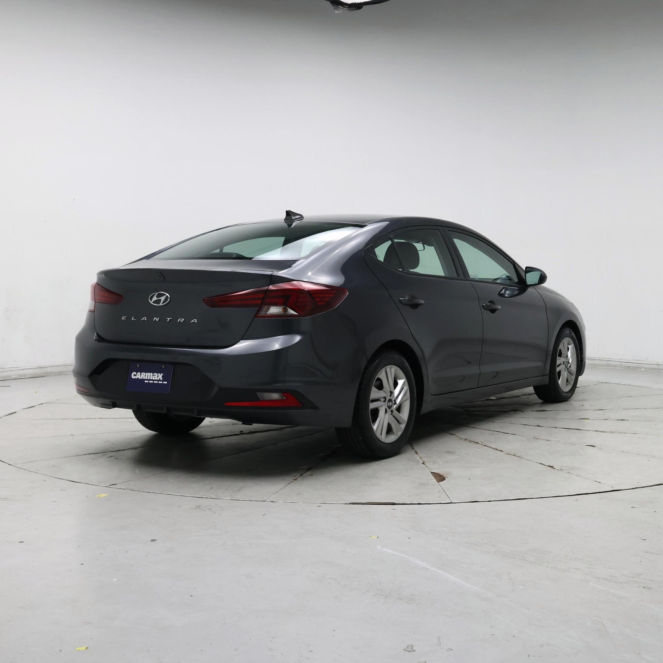 Thumbnail: 2020 Hyundai Elantra - 8