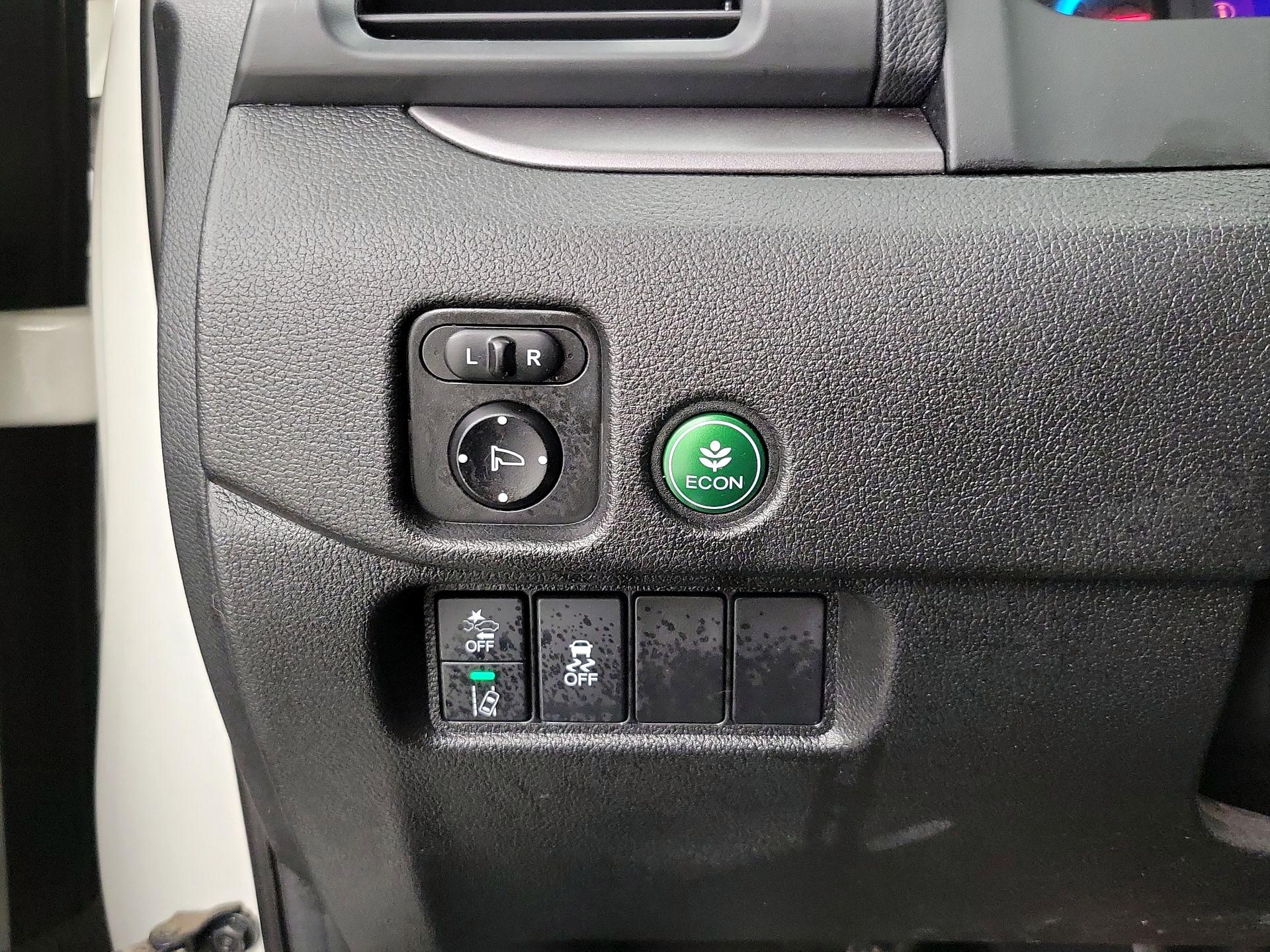 Thumbnail: 2019 Honda Pilot - 13