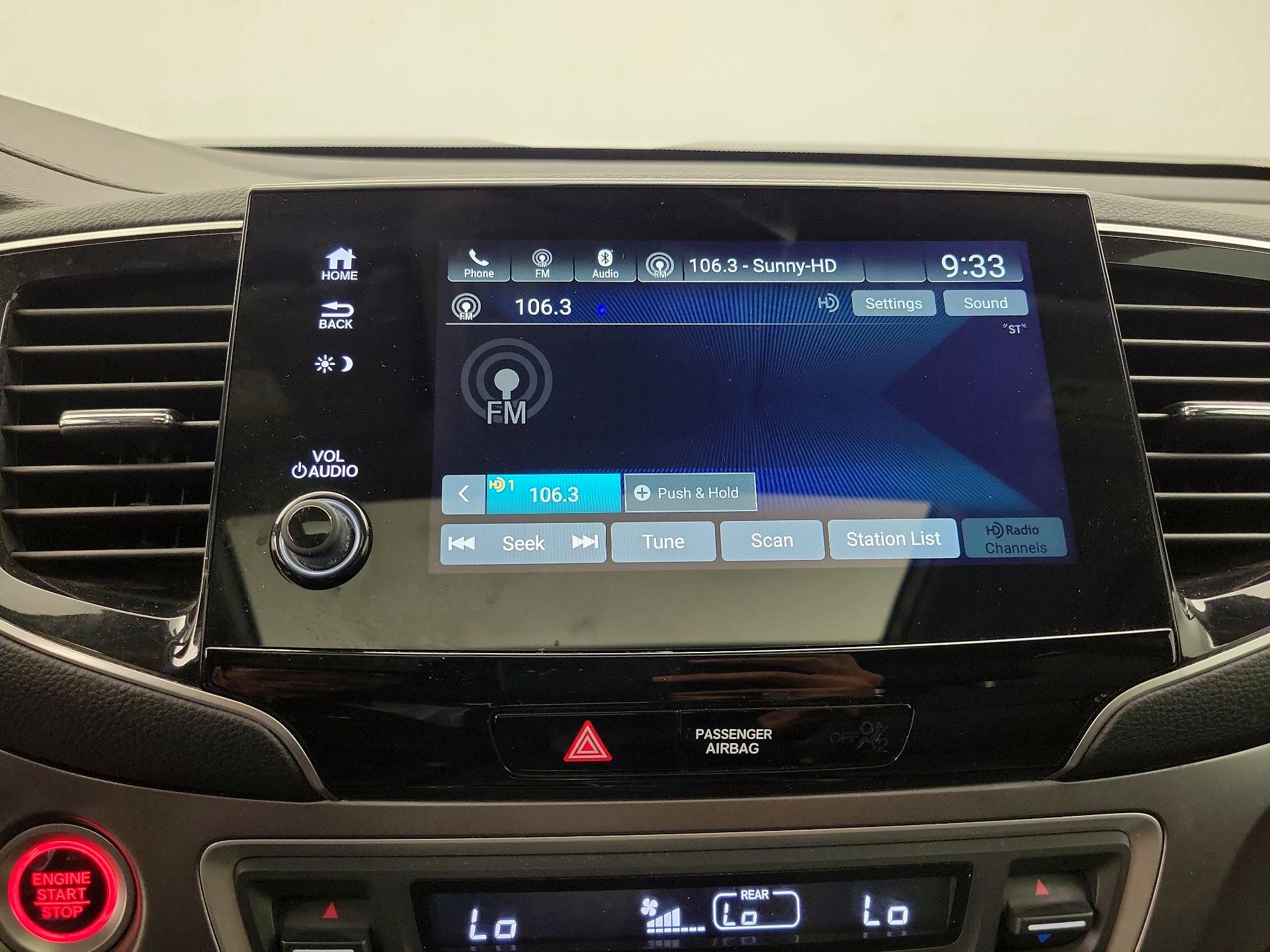 Thumbnail: 2019 Honda Pilot - 15