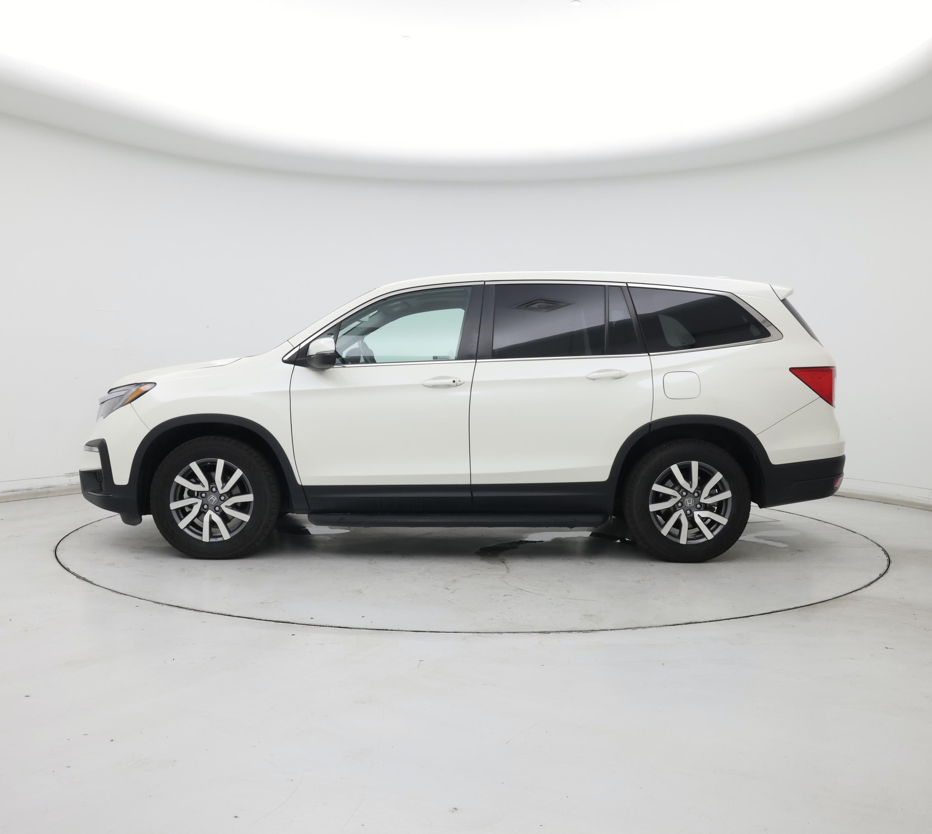 Thumbnail: 2019 Honda Pilot - 3