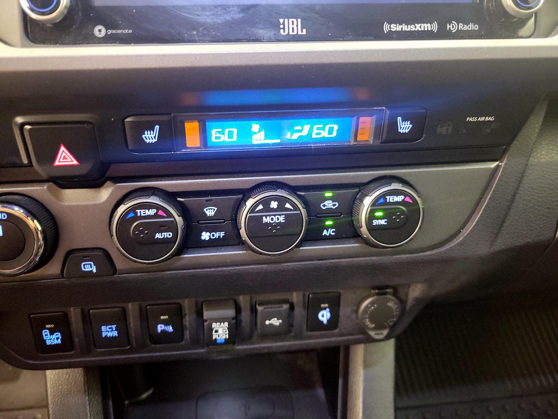 Thumbnail: 2020 Toyota Tacoma - 17