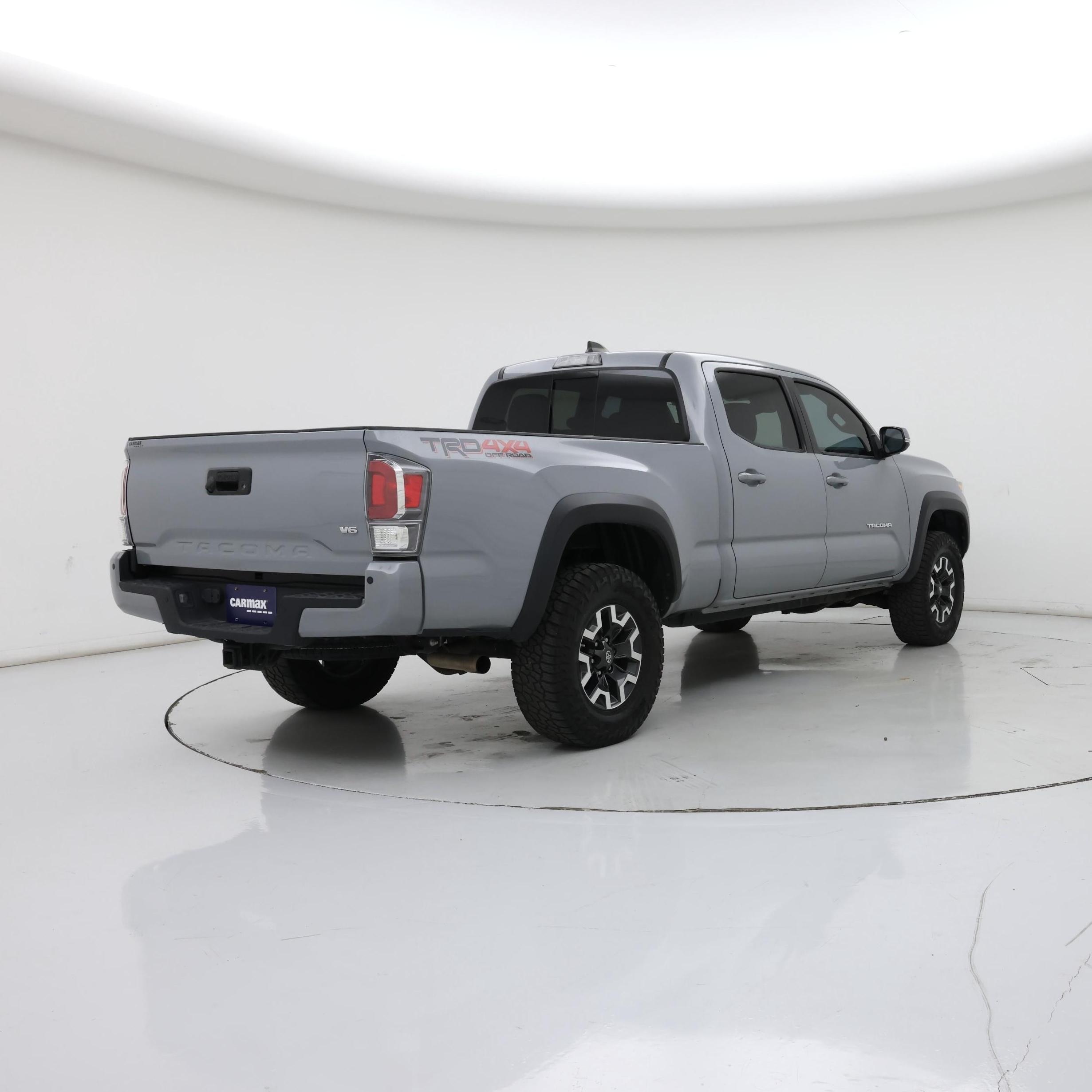 Thumbnail: 2020 Toyota Tacoma - 8