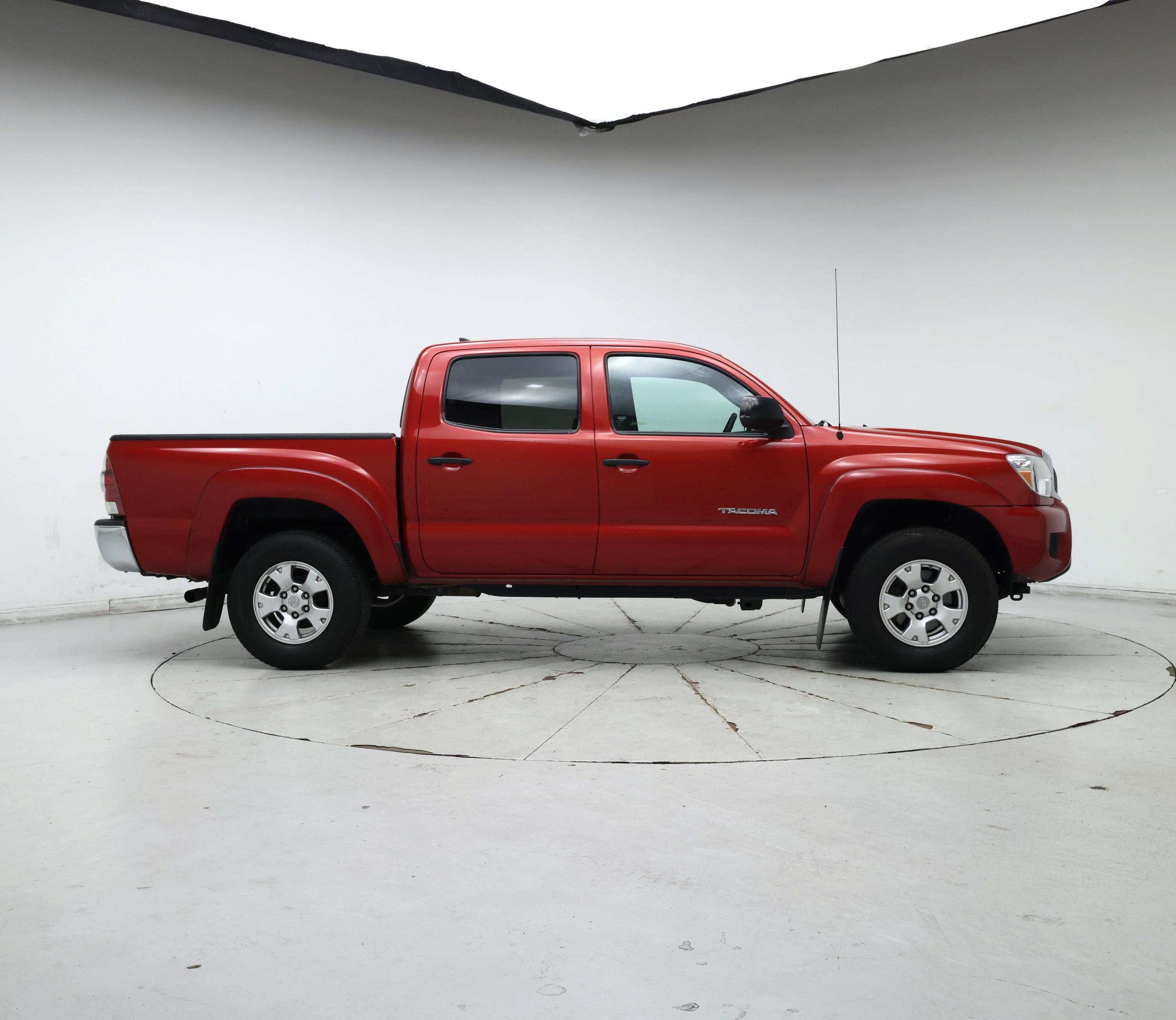 Thumbnail: 2014 Toyota Tacoma - 7