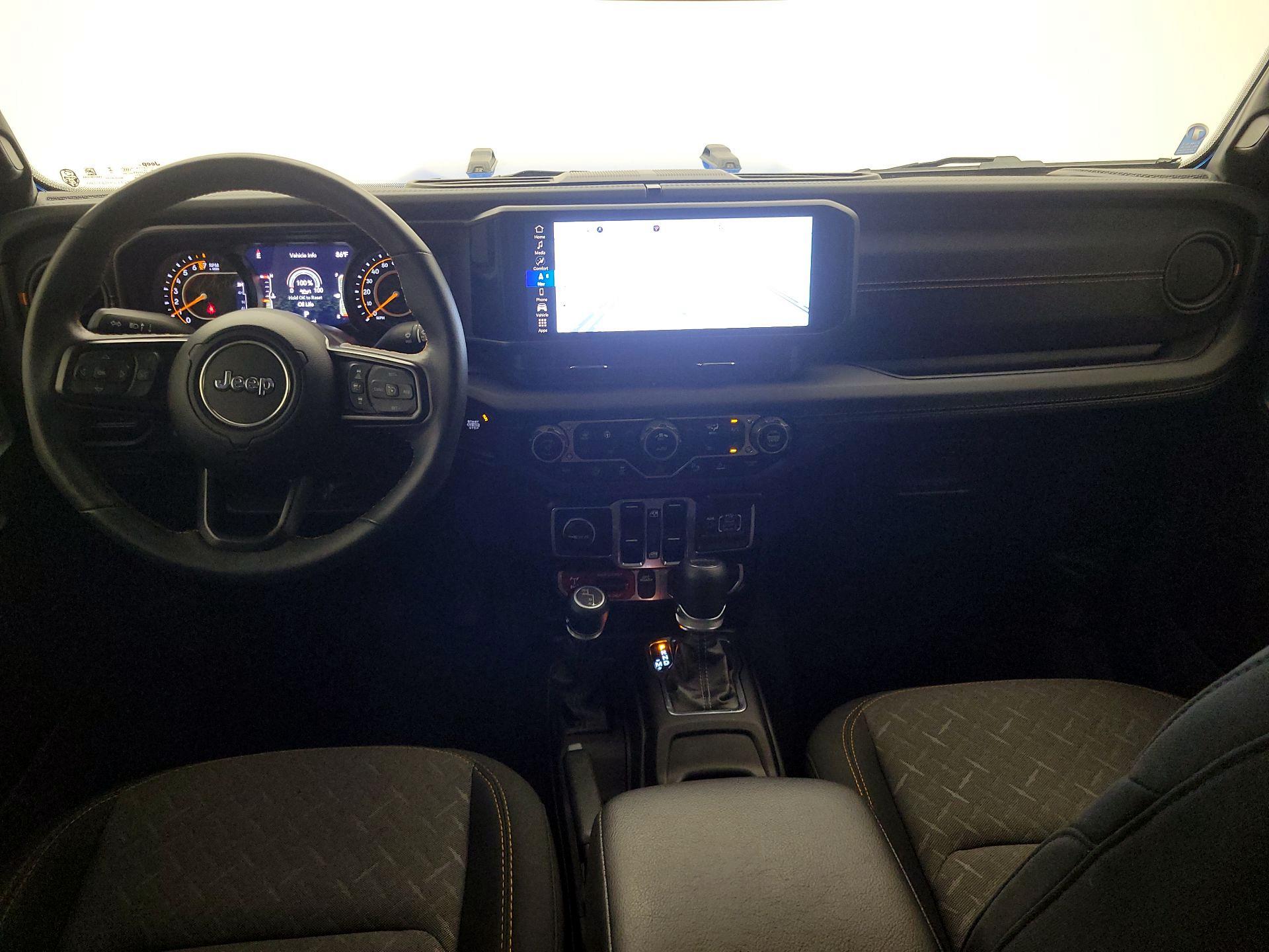 Thumbnail: 2024 Jeep Gladiator - 9