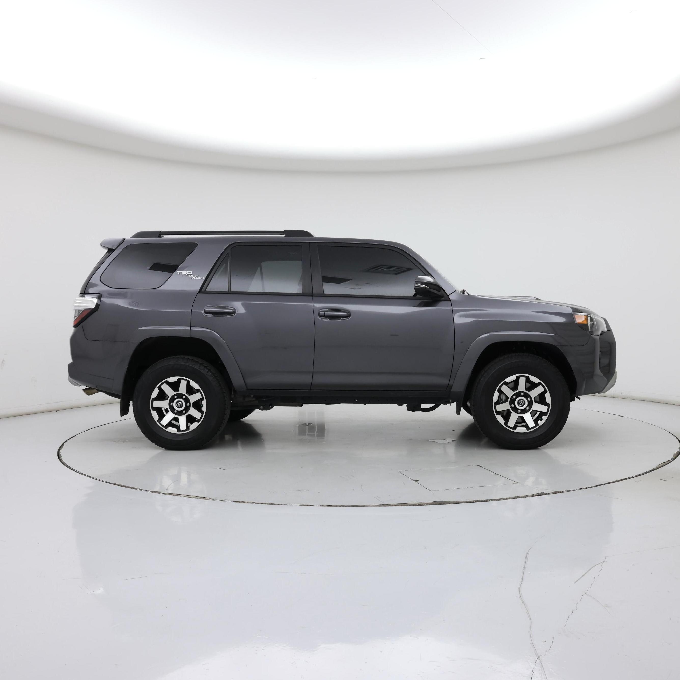 Thumbnail: 2023 Toyota 4Runner - 7