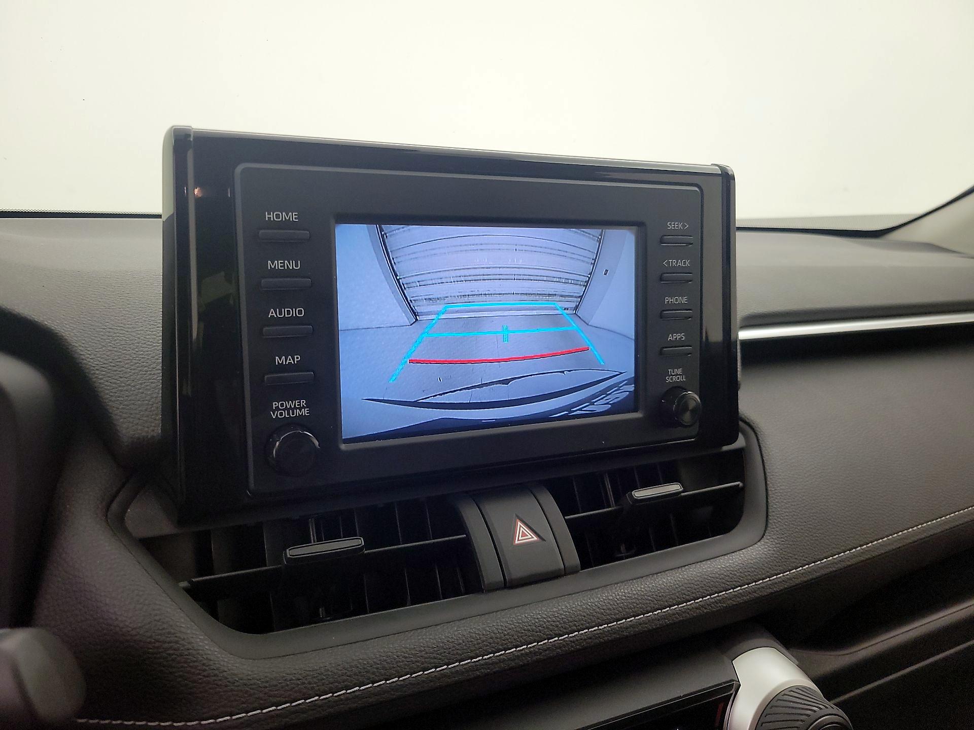 Thumbnail: 2019 Toyota RAV4 - 14