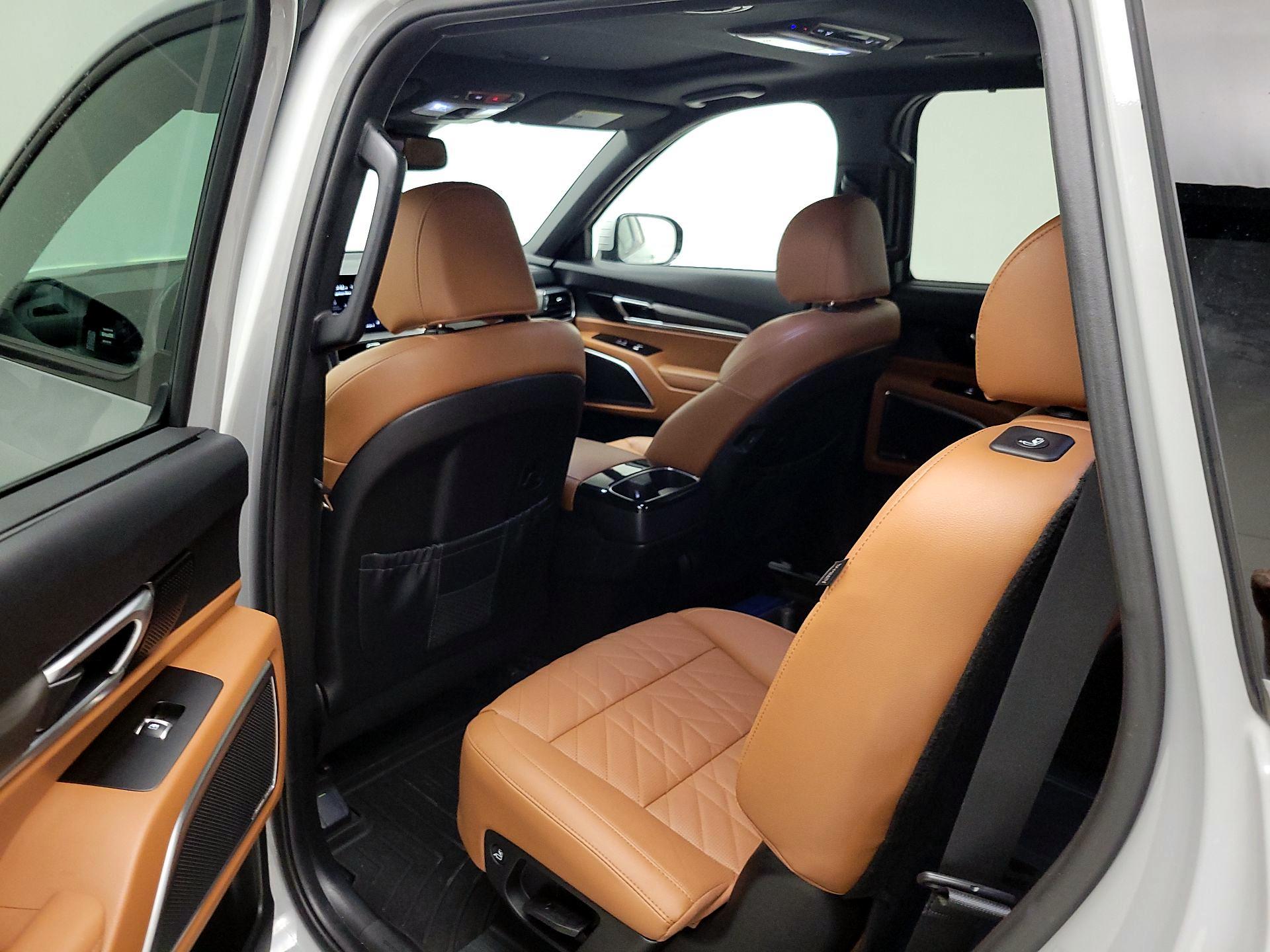 Thumbnail: 2023 Kia Telluride - 20