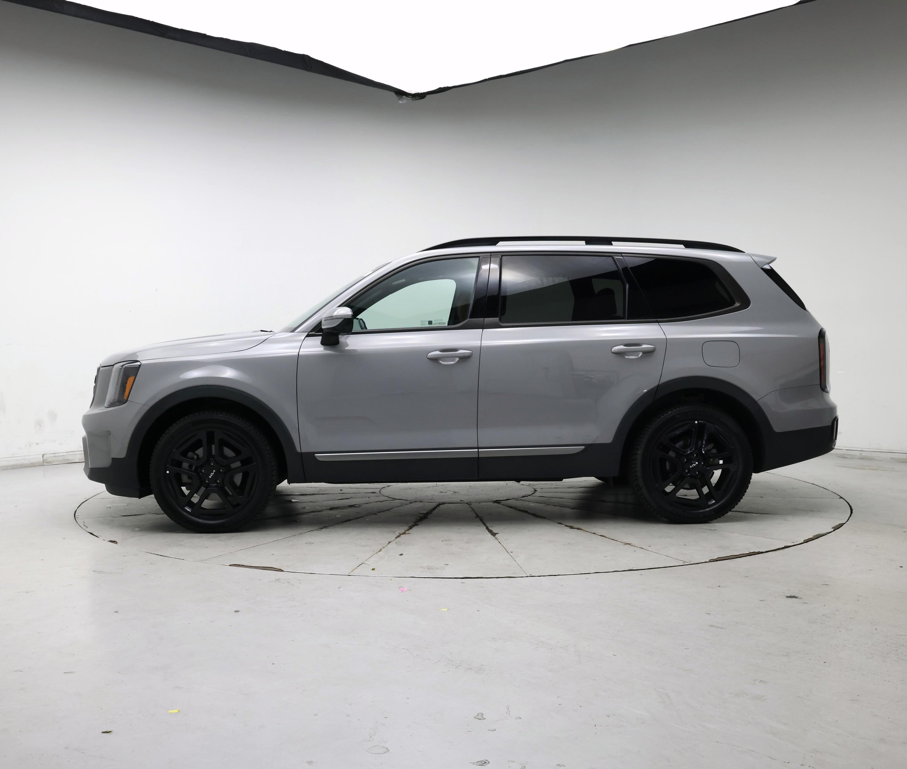 Thumbnail: 2023 Kia Telluride - 3