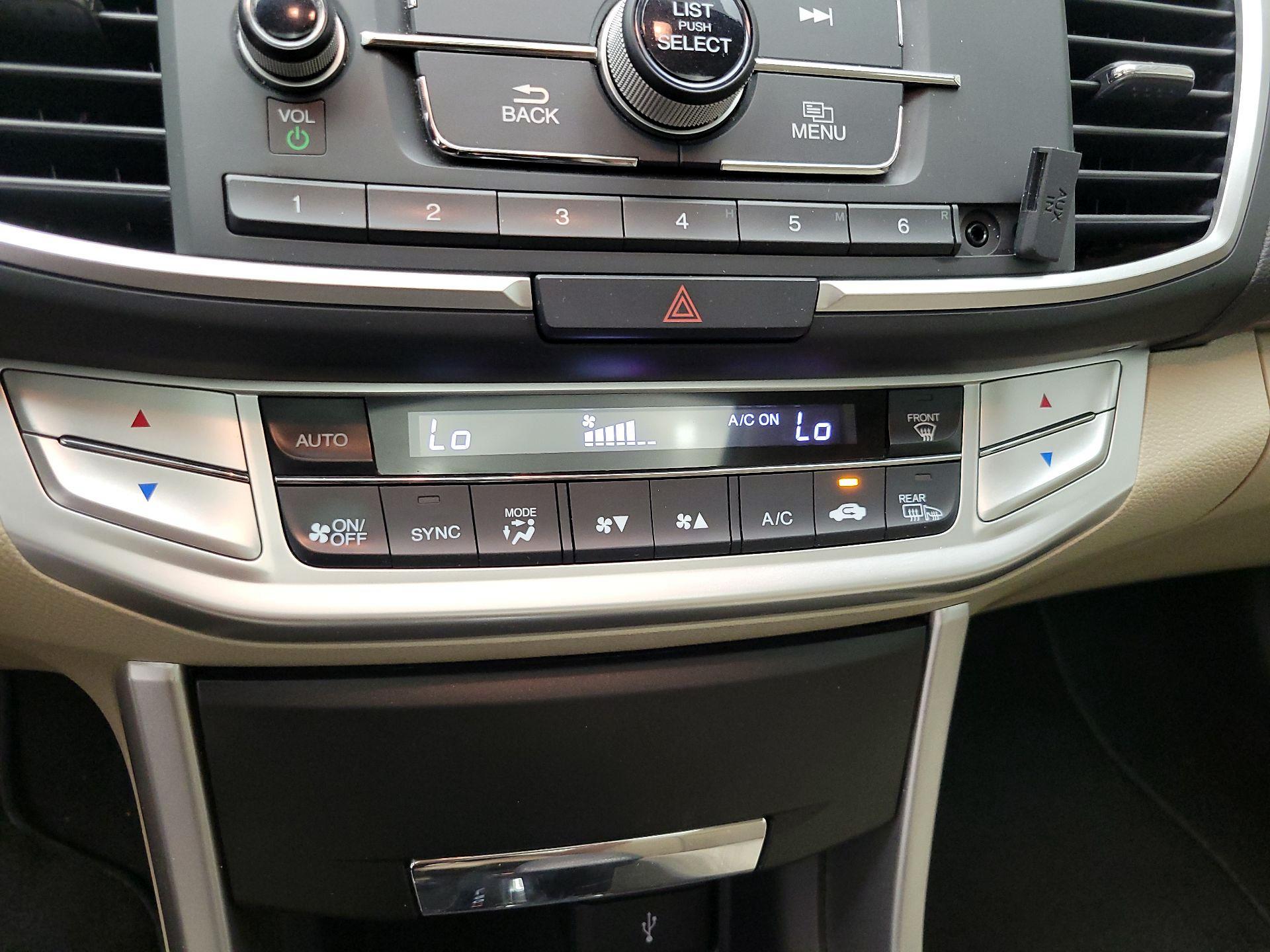 Thumbnail: 2014 Honda Accord - 16