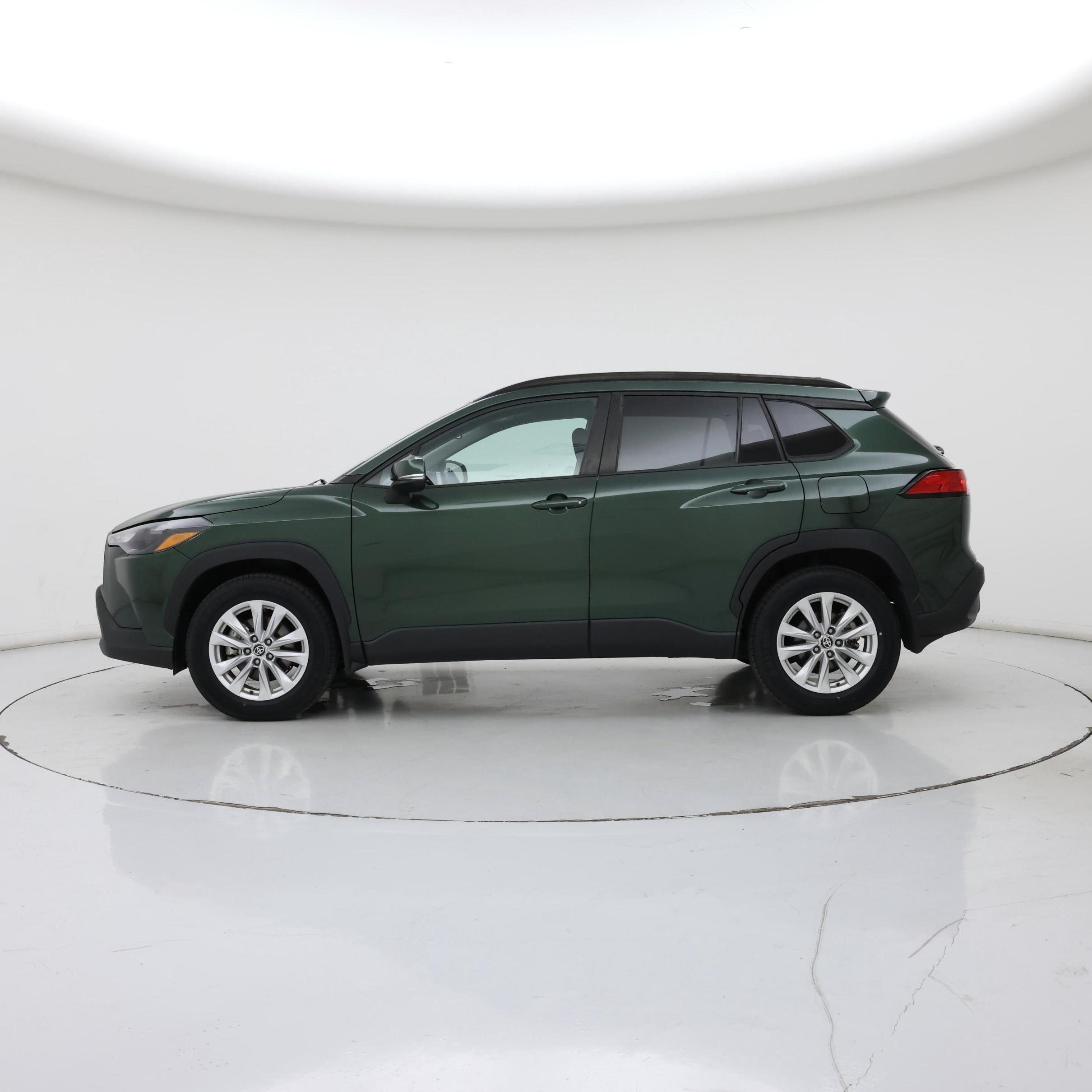 Thumbnail: 2022 Toyota Corolla Cross - 3