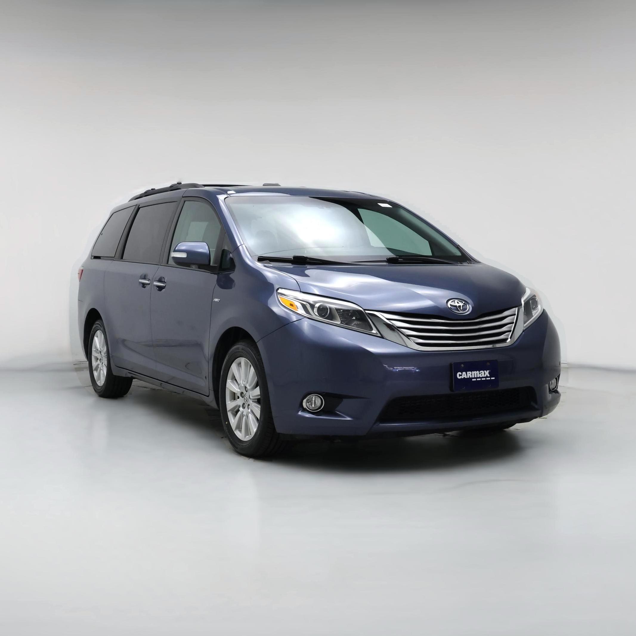 Thumbnail: 2017 Toyota Sienna - 1