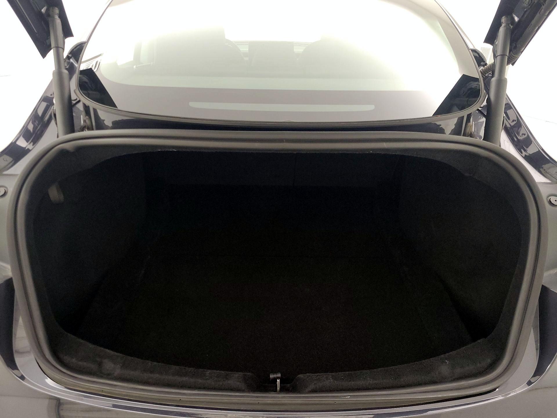 Thumbnail: 2025 Tesla Model 3 - 20
