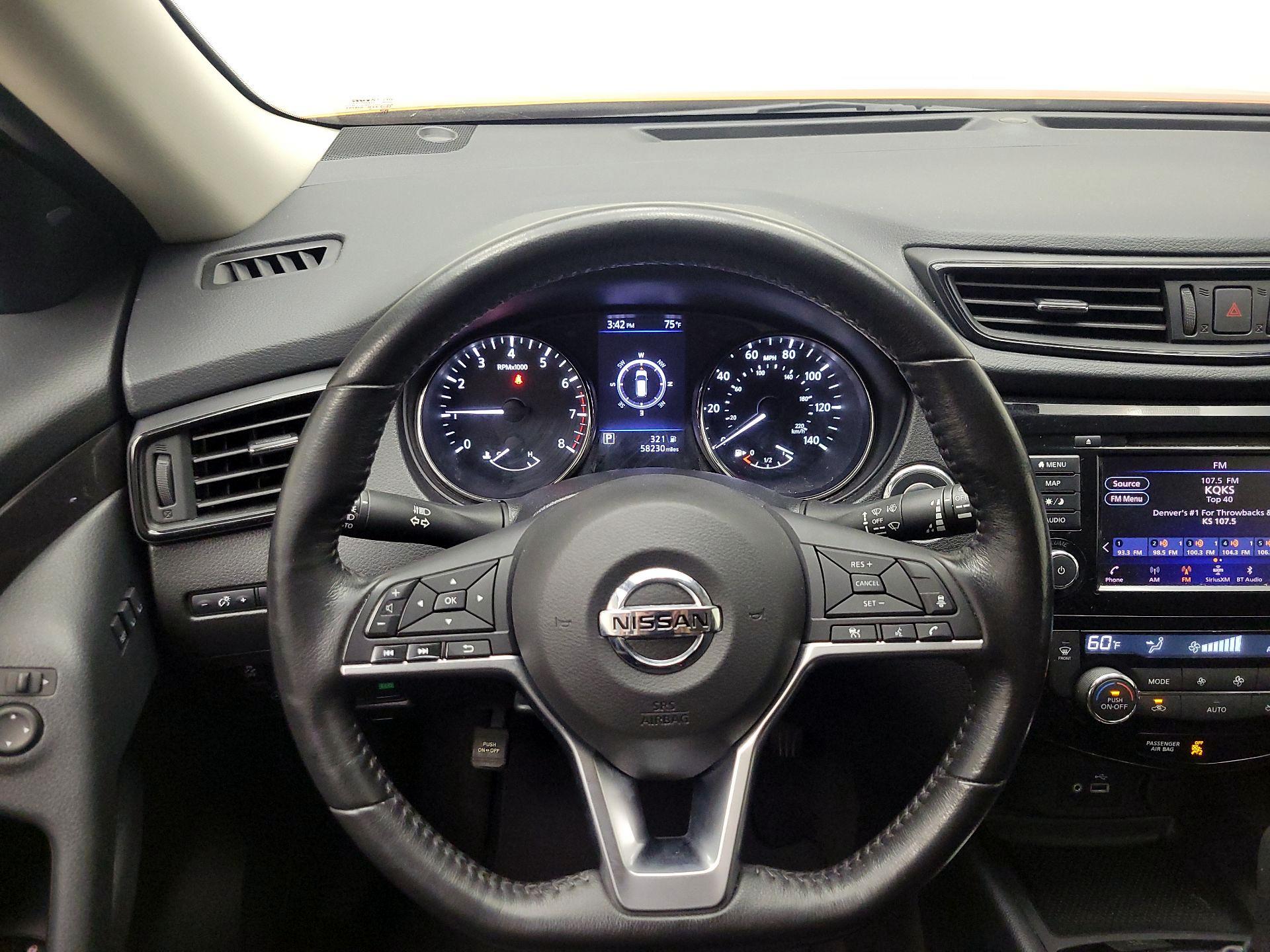 Thumbnail: 2018 Nissan Rogue - 10