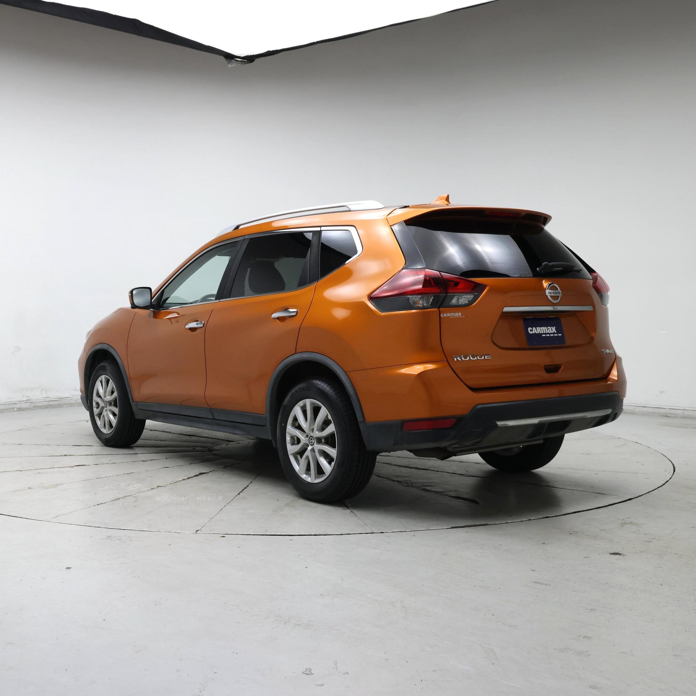 Thumbnail: 2018 Nissan Rogue - 2