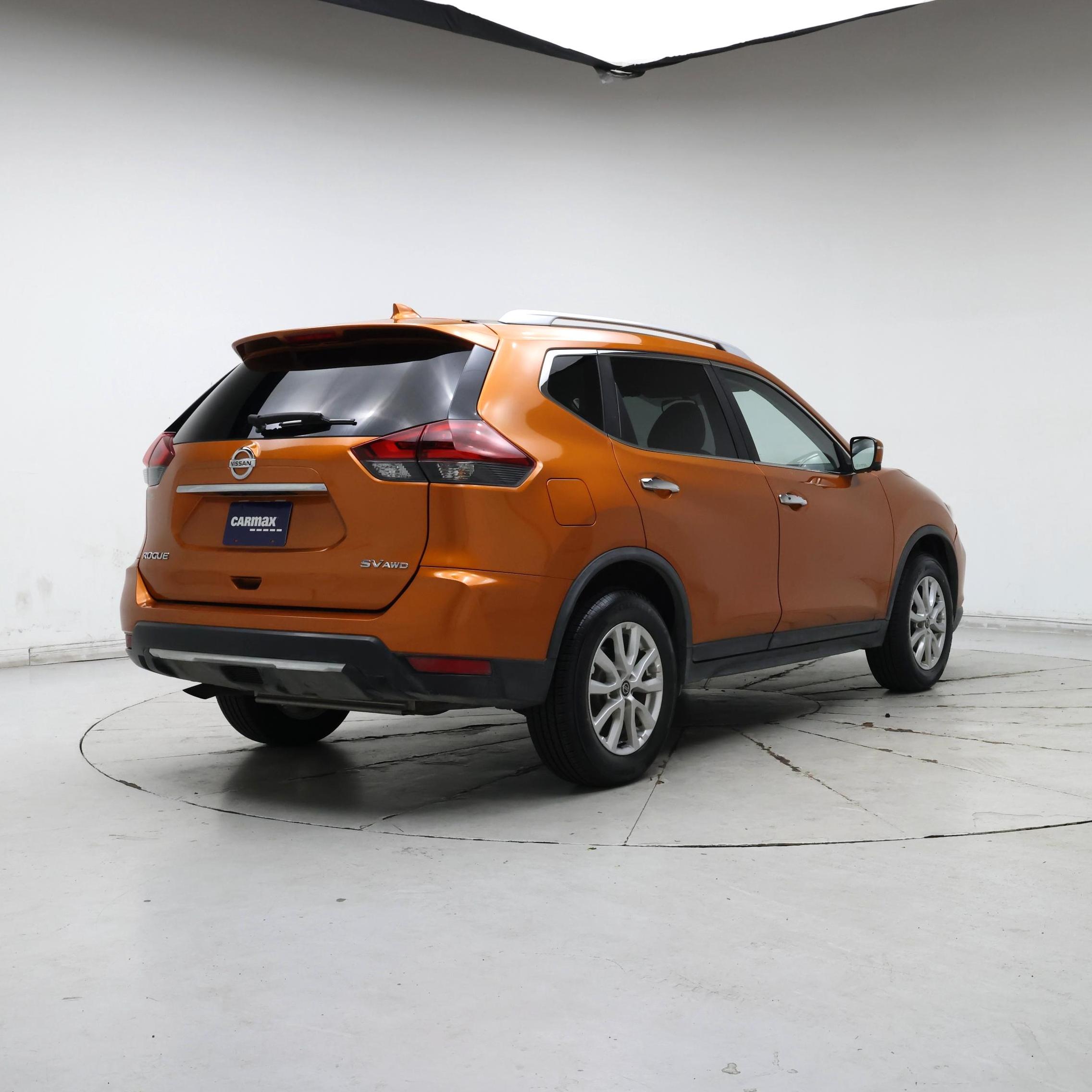 Thumbnail: 2018 Nissan Rogue - 8
