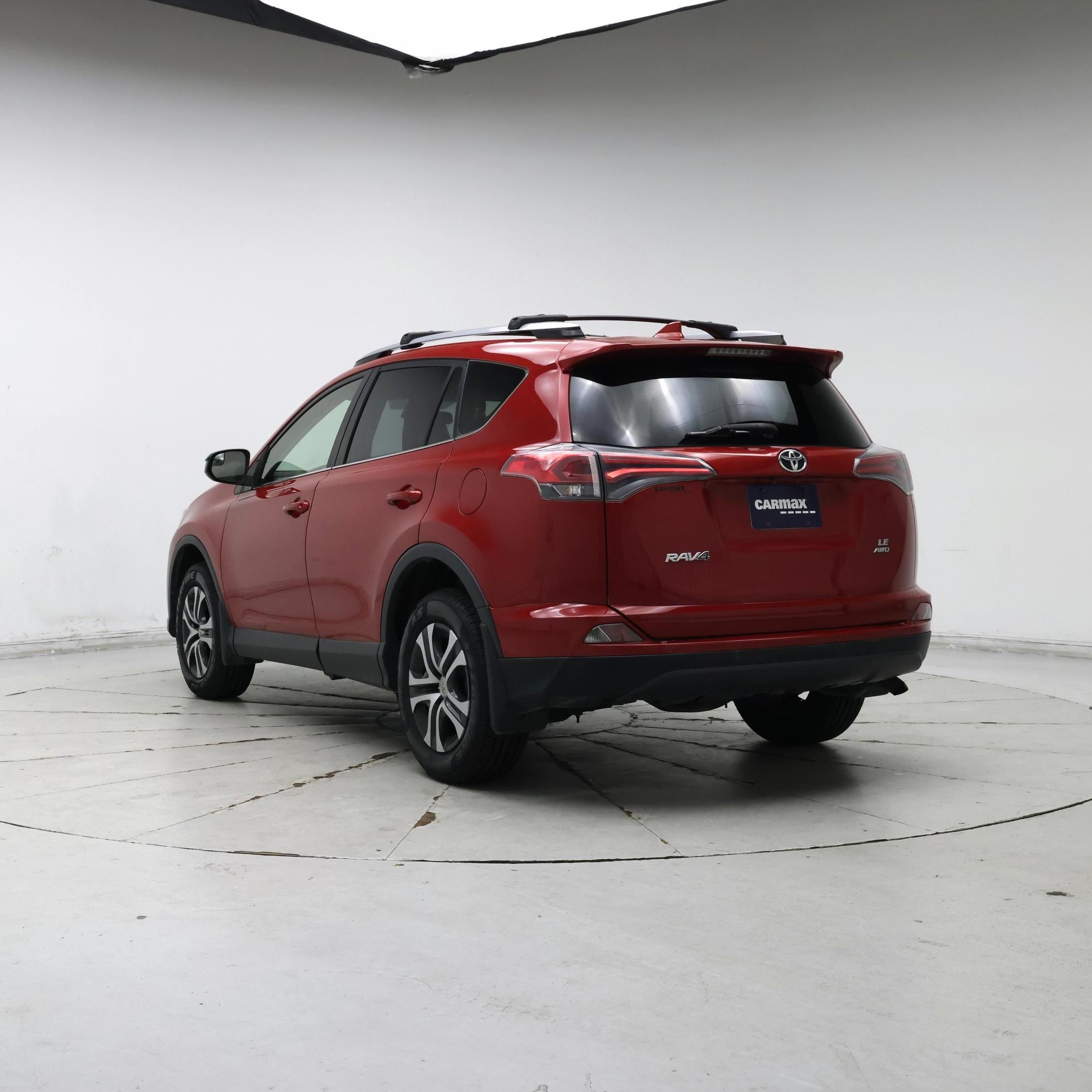 Thumbnail: 2017 Toyota RAV4 - 2