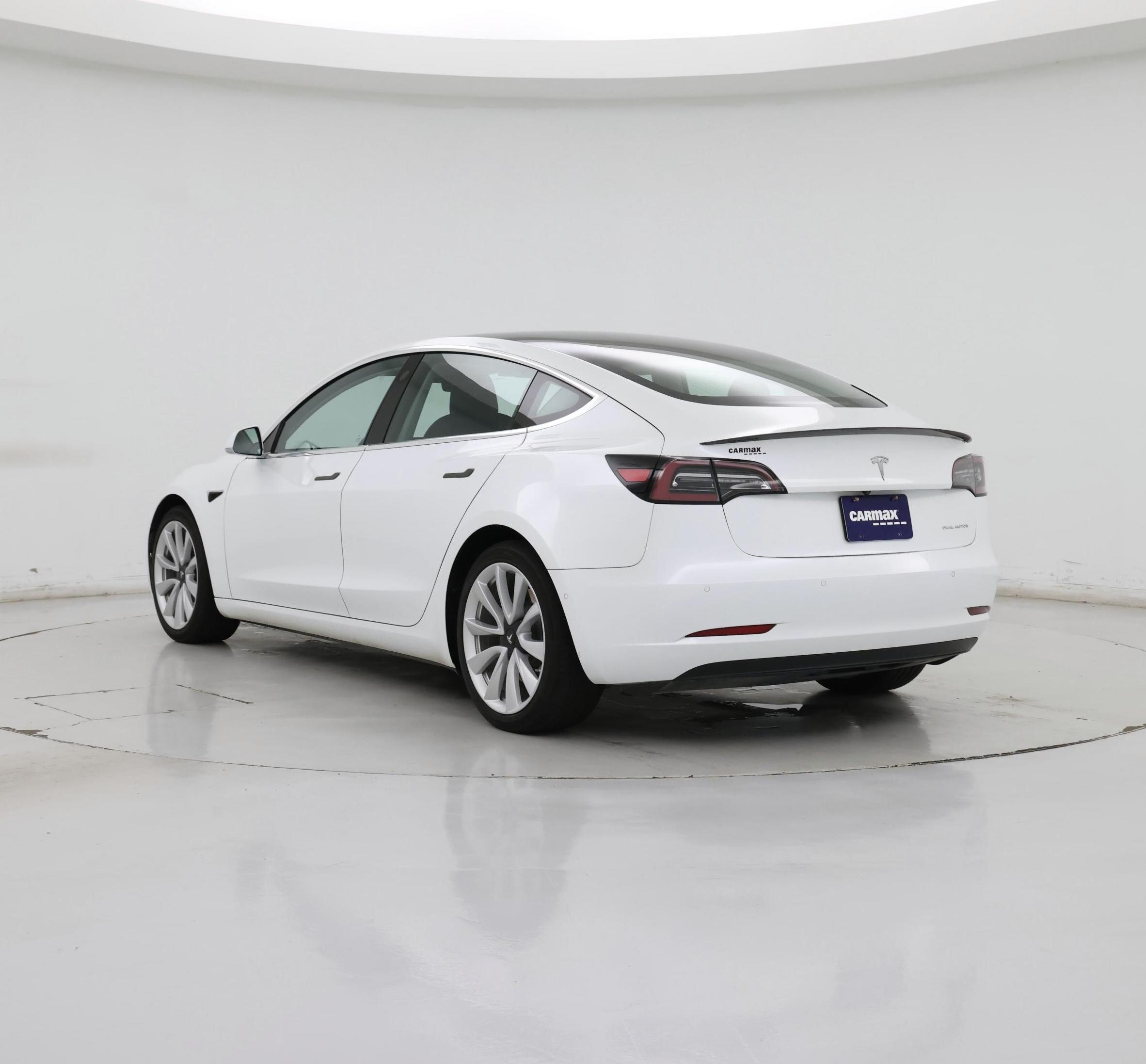 Thumbnail: 2019 Tesla Model 3 - 2
