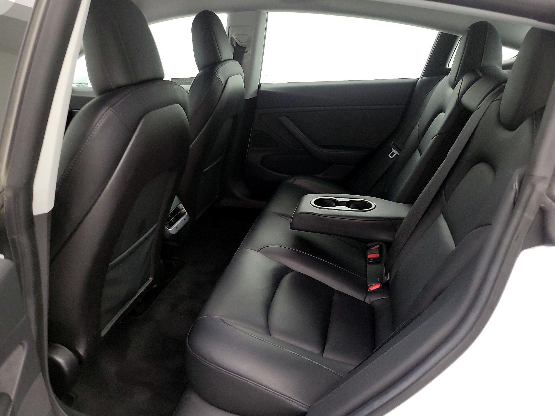 Thumbnail: 2019 Tesla Model 3 - 19