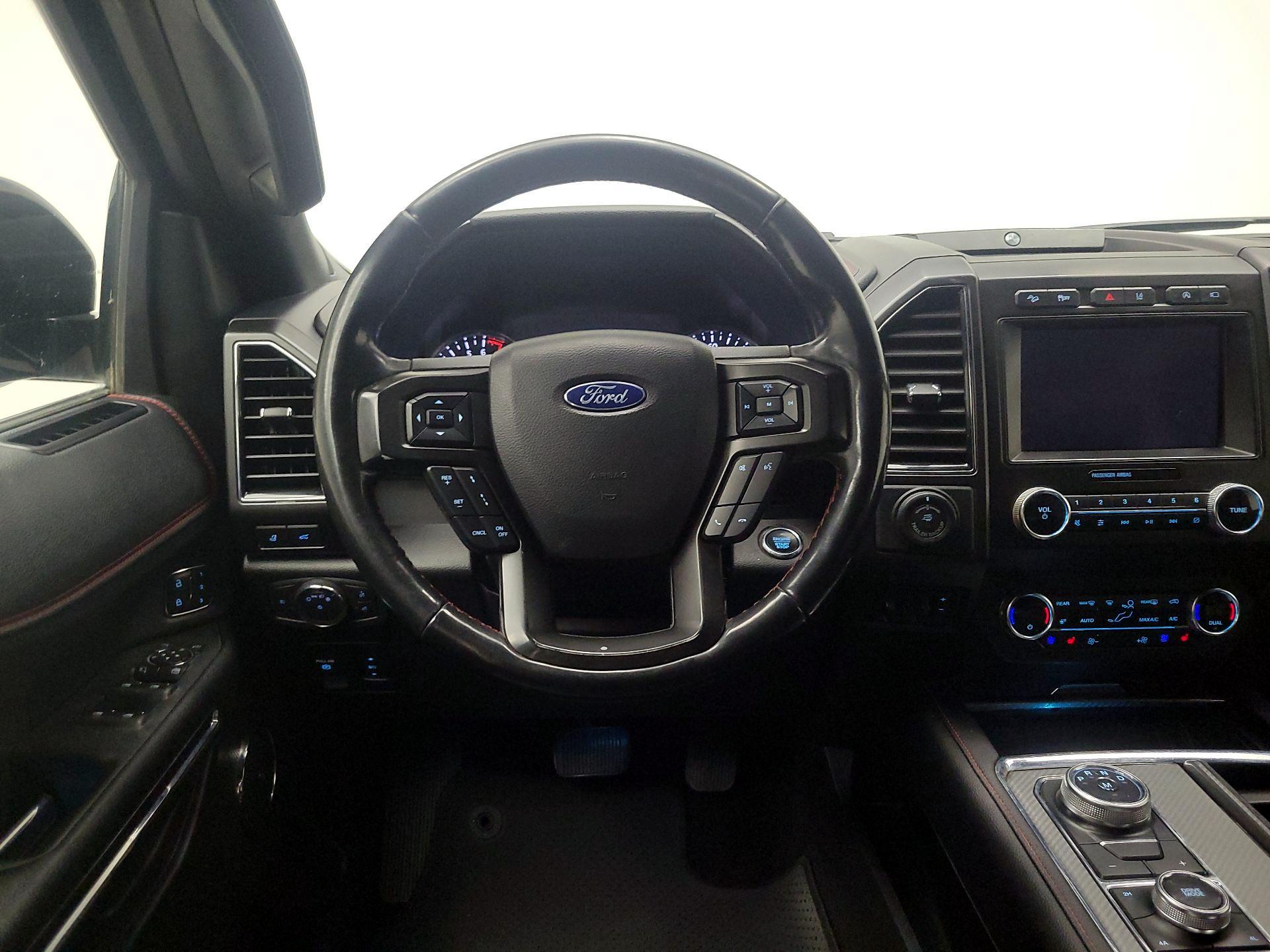 Thumbnail: 2019 Ford Expedition - 10