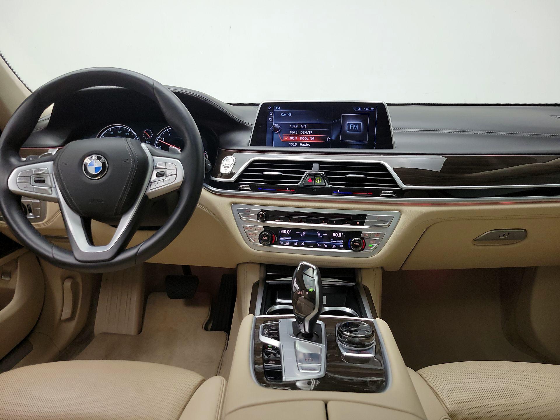 Thumbnail: 2016 BMW 7 Series - 9