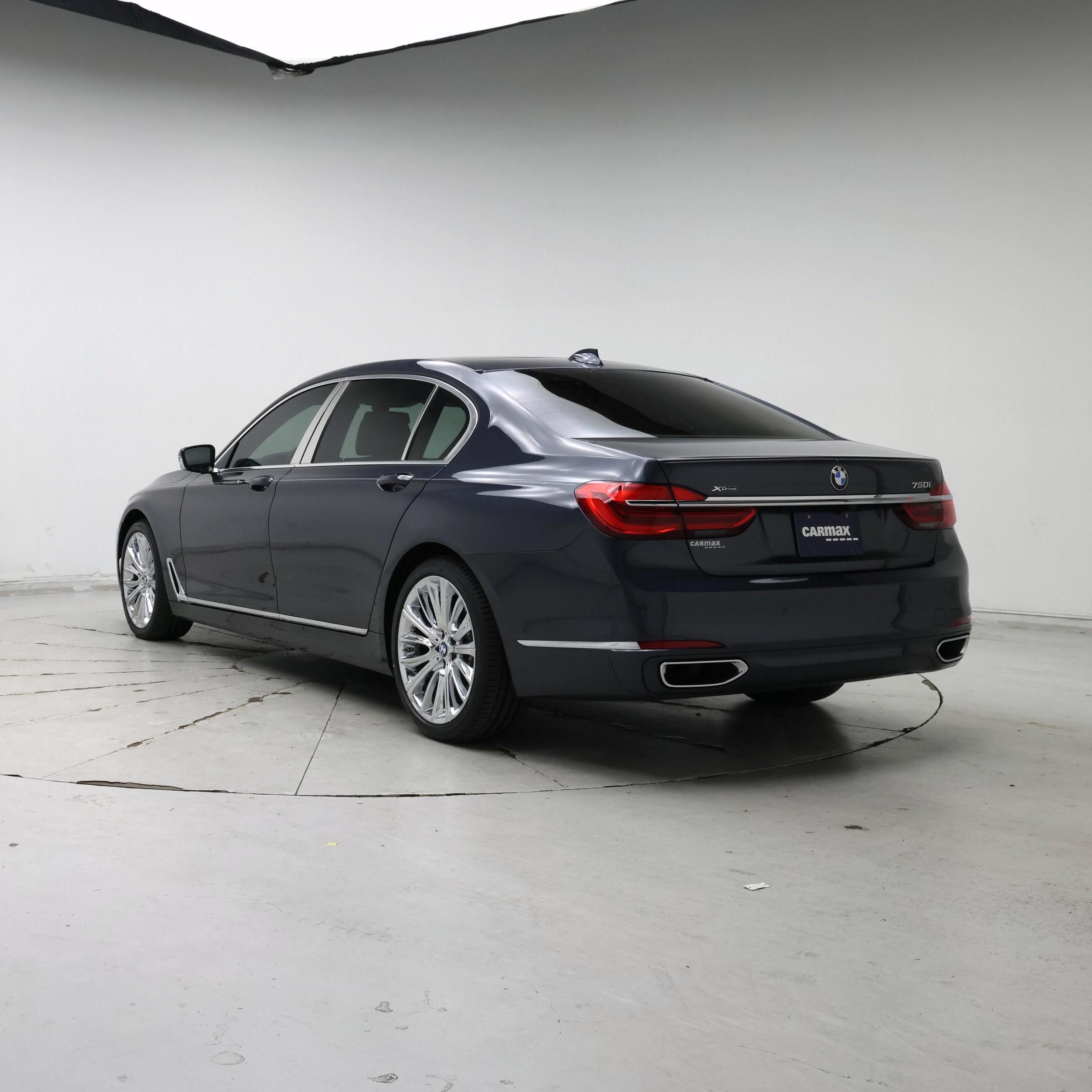 Thumbnail: 2016 BMW 7 Series - 2