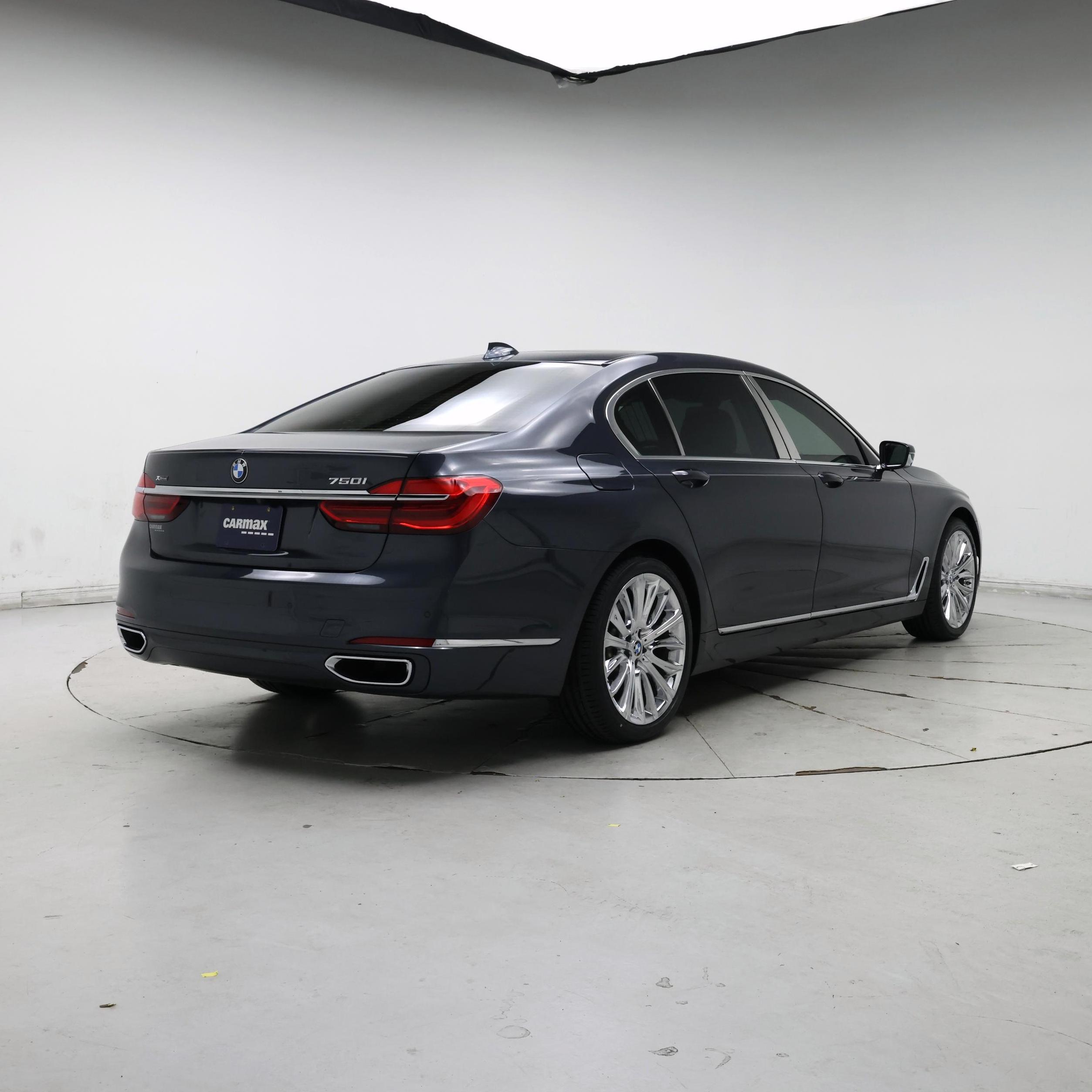 Thumbnail: 2016 BMW 7 Series - 8