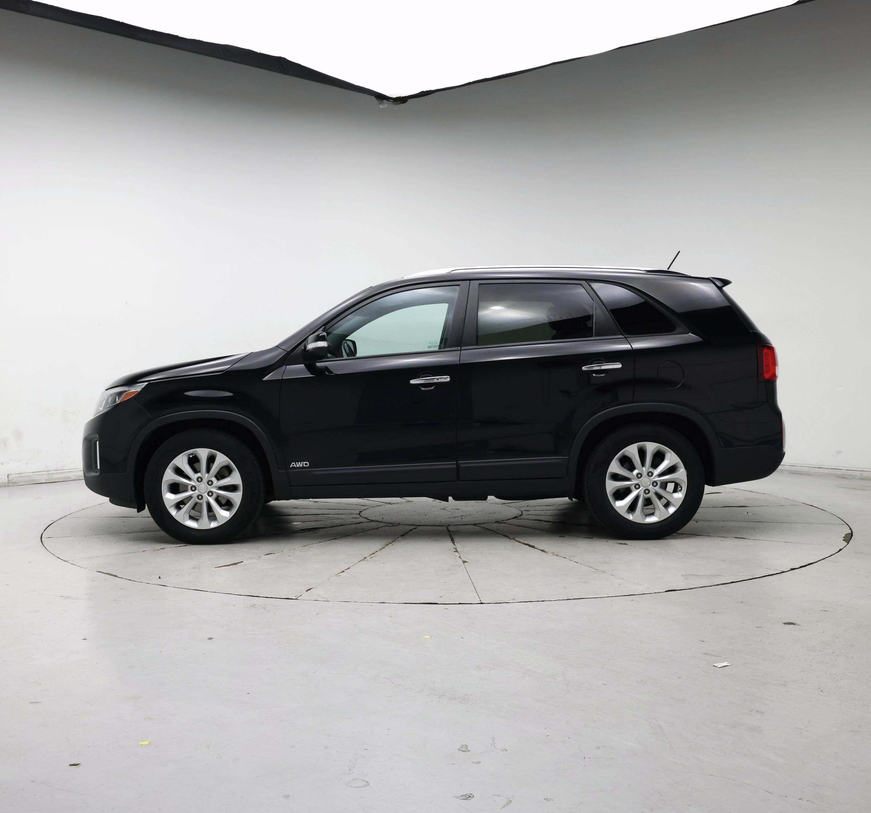 Thumbnail: 2015 Kia Sorento - 3