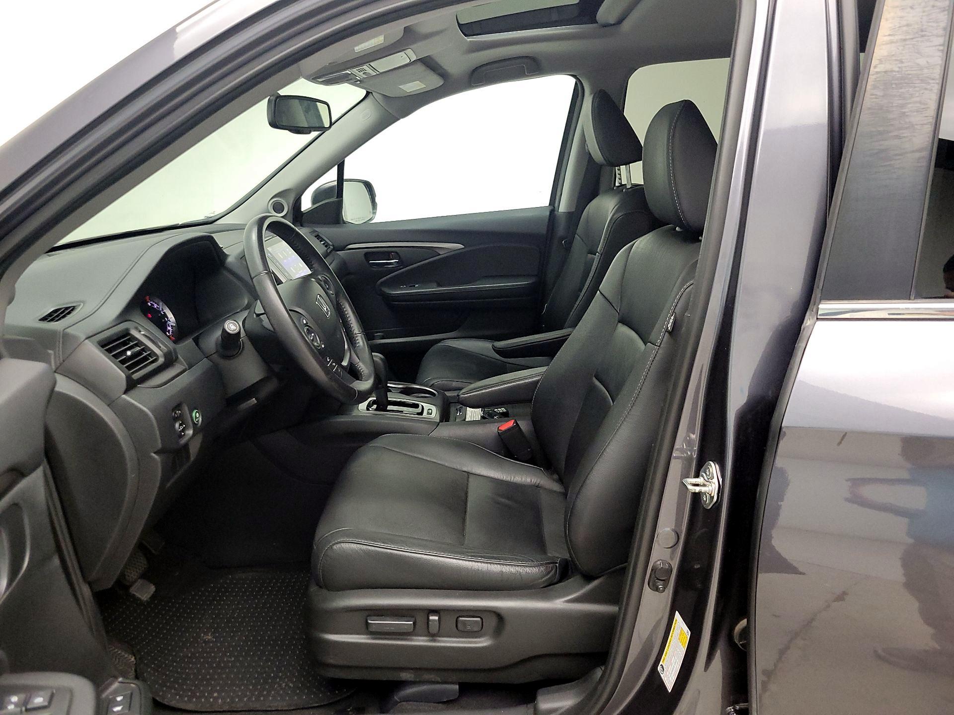 Thumbnail: 2018 Honda Pilot - 11