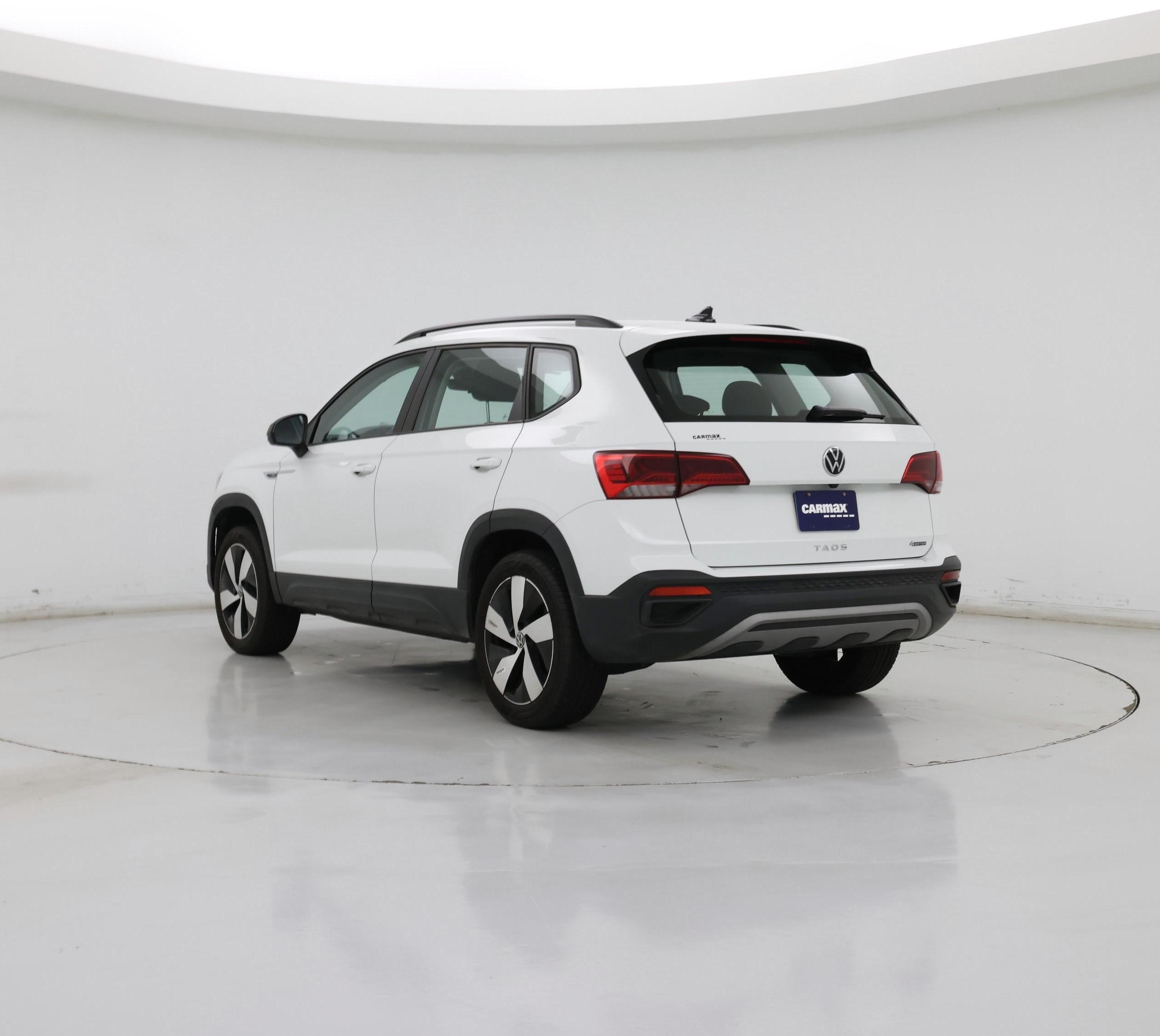 Thumbnail: 2023 Volkswagen Taos - 2