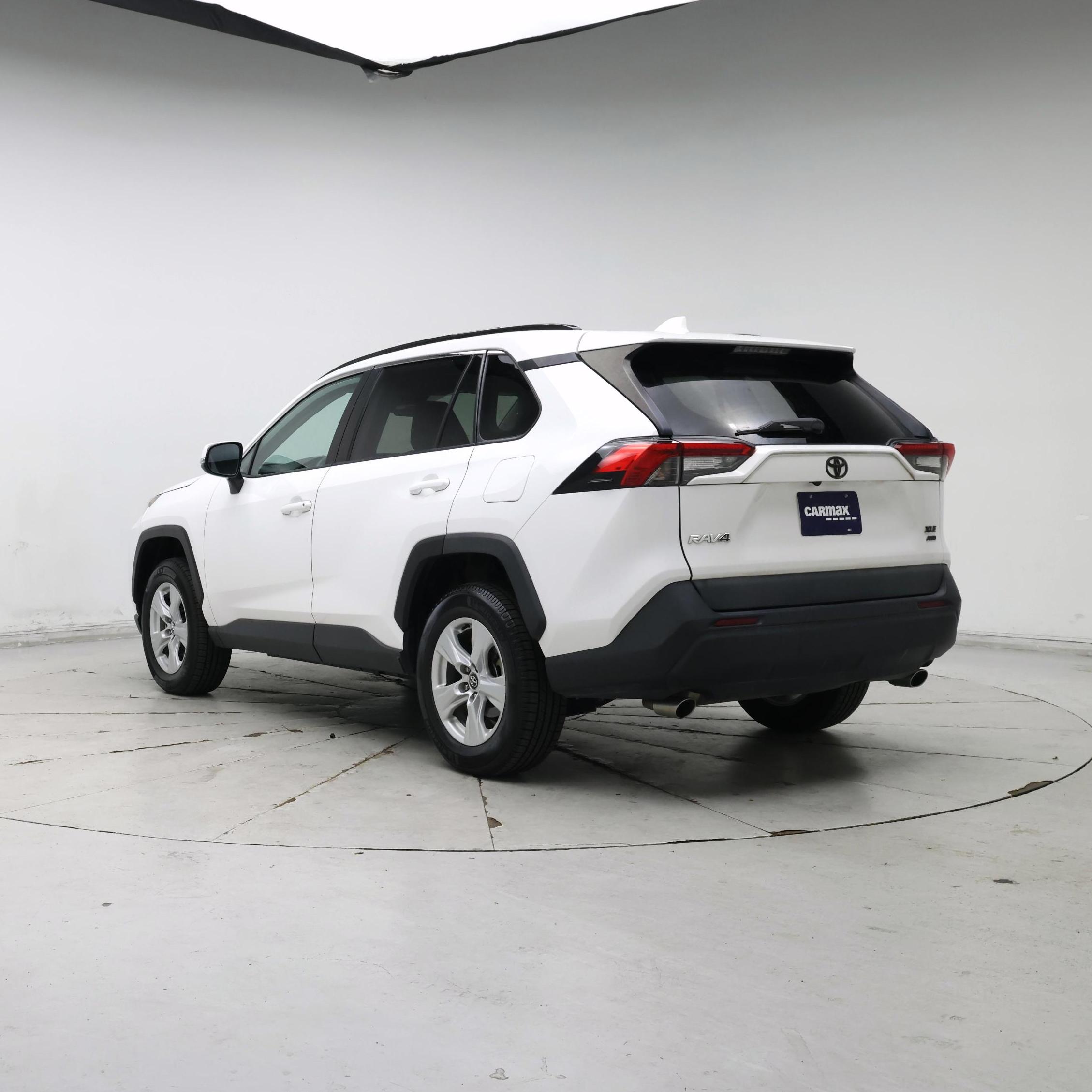 Thumbnail: 2021 Toyota RAV4 - 2