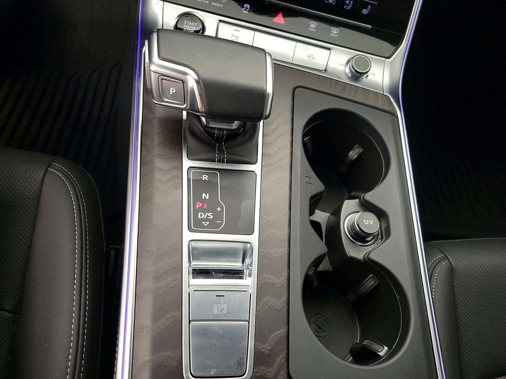 Thumbnail: 2022 Audi A6 - 18