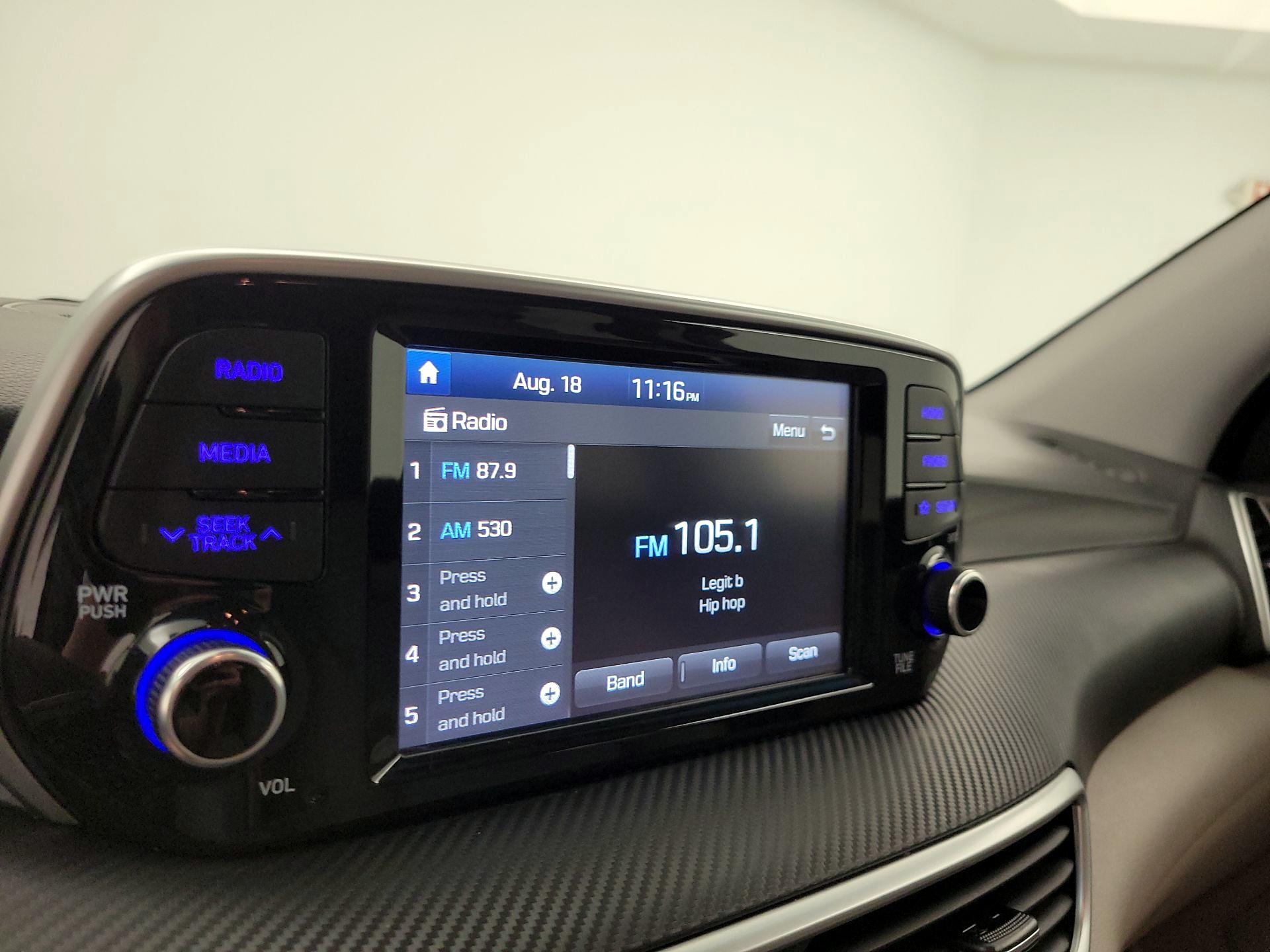 Thumbnail: 2020 Hyundai Tucson - 16