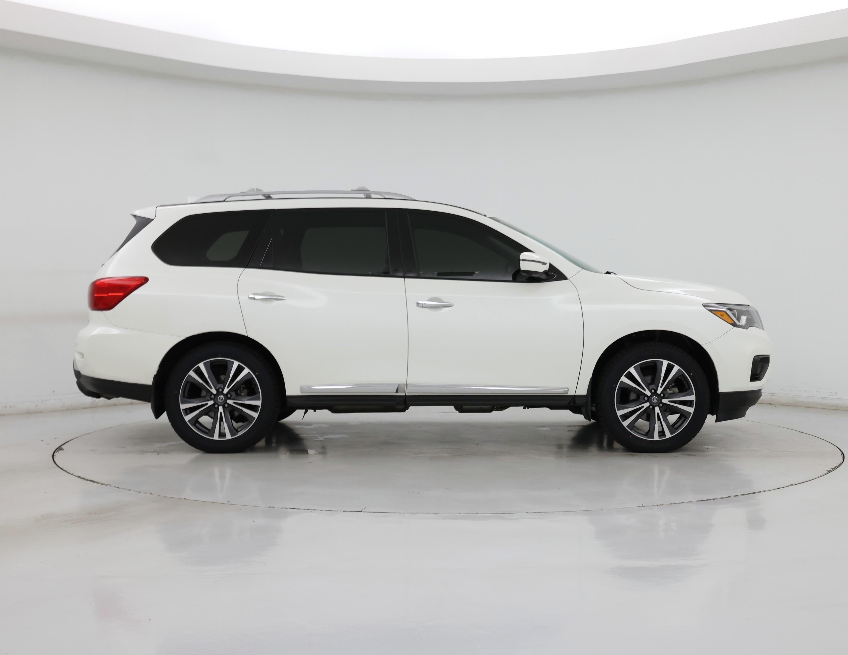 Thumbnail: 2020 Nissan Pathfinder - 7