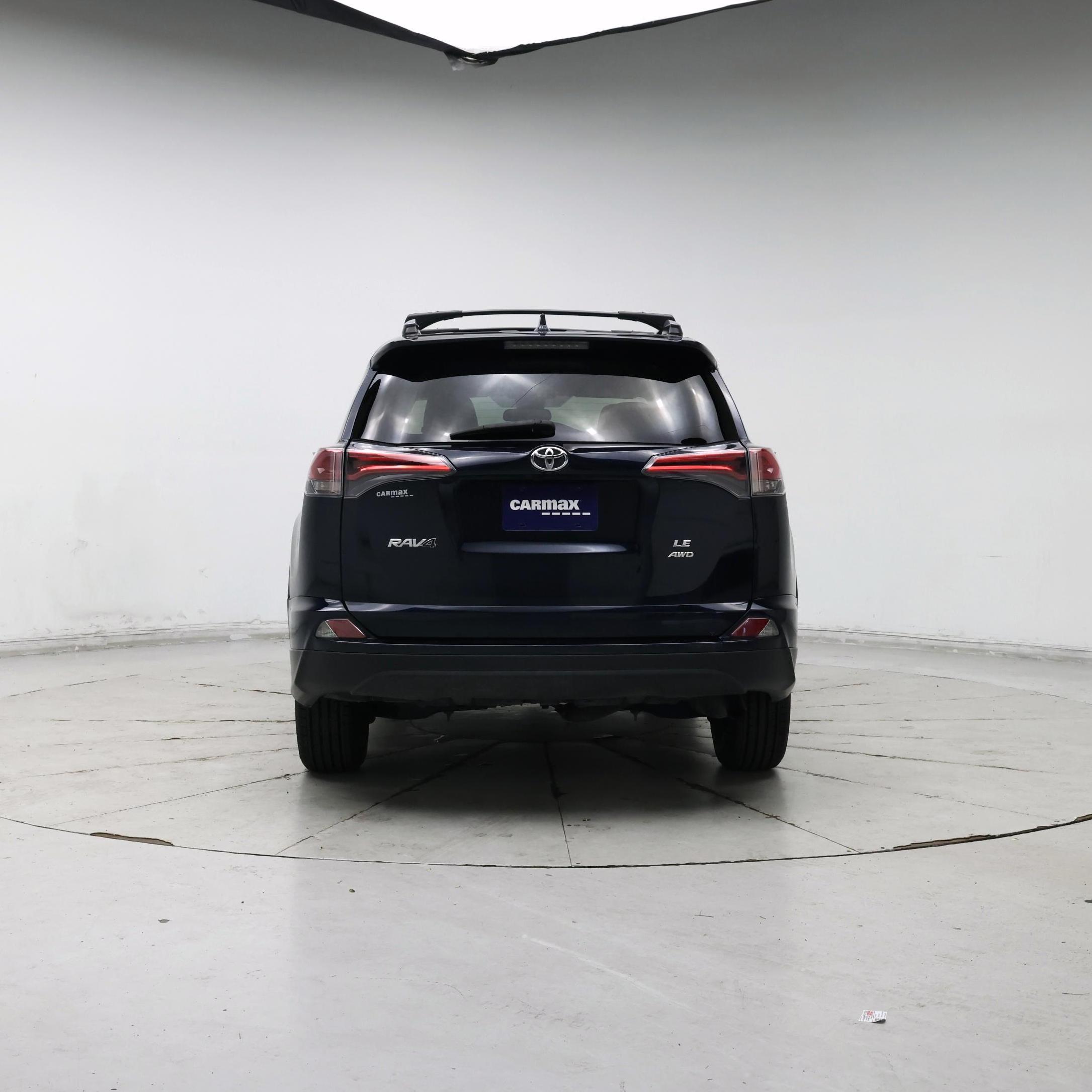 Thumbnail: 2018 Toyota RAV4 - 6