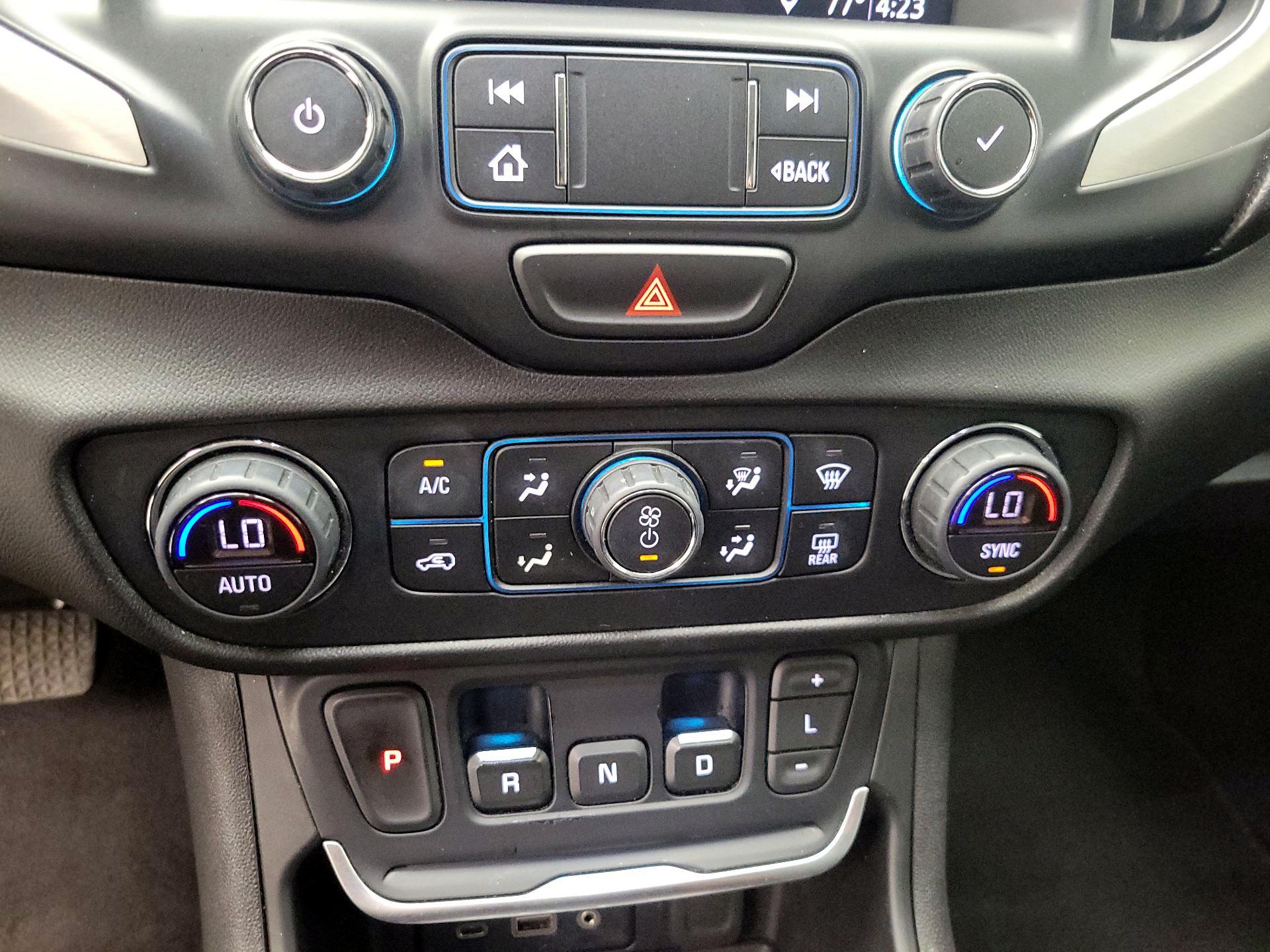 Thumbnail: 2019 GMC Terrain - 16