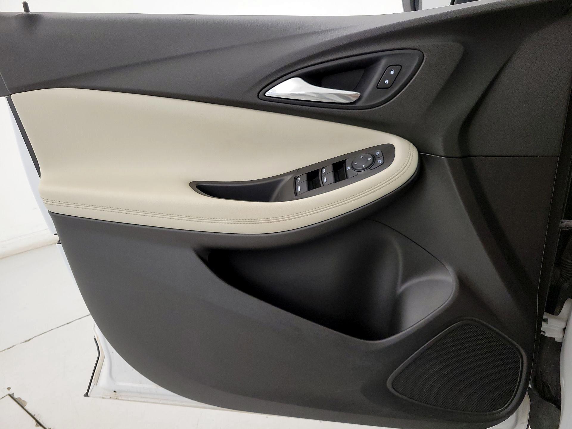 Thumbnail: 2021 Buick Encore GX - 12