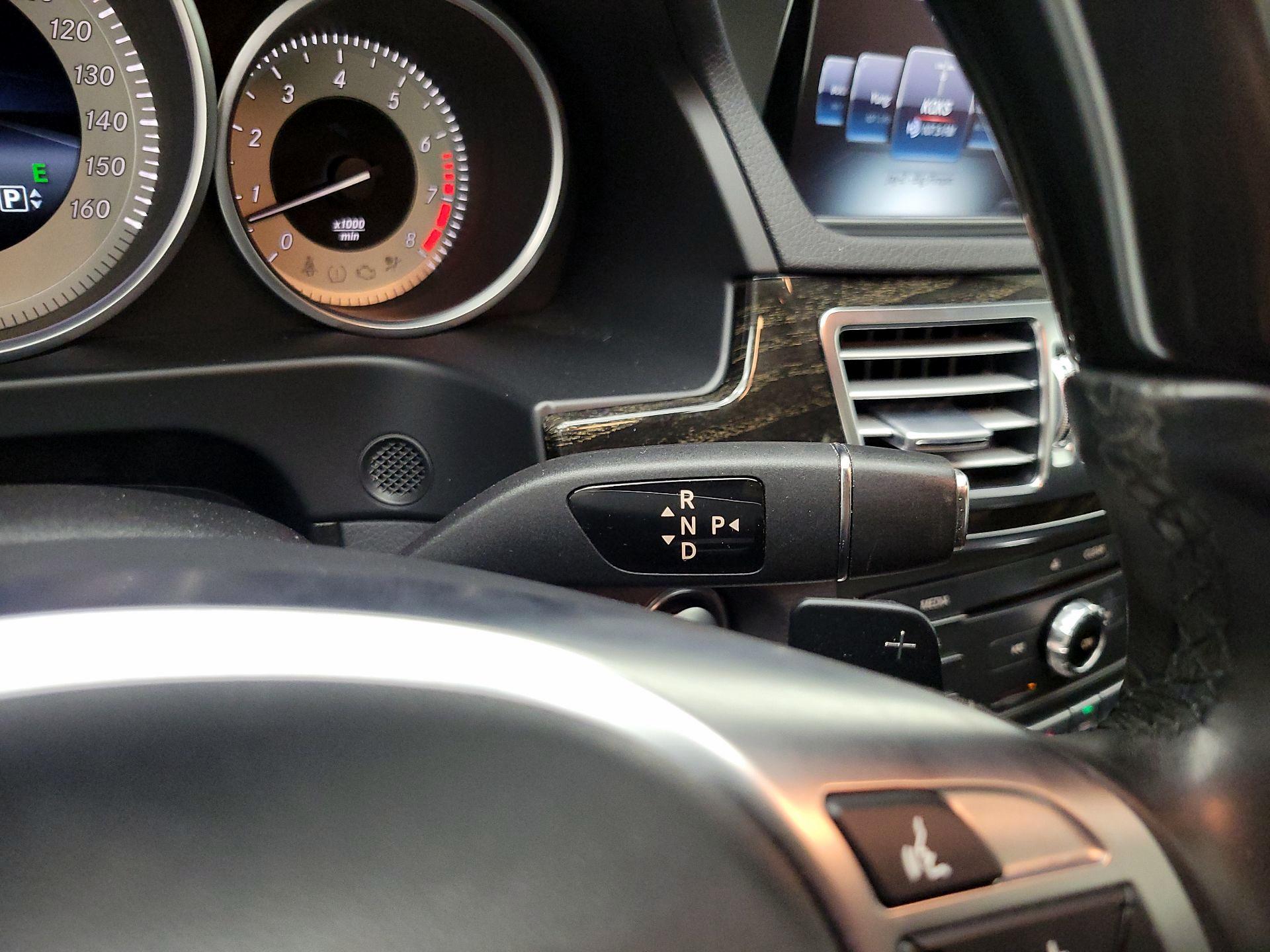 Thumbnail: 2016 Mercedes-Benz E-Class - 18