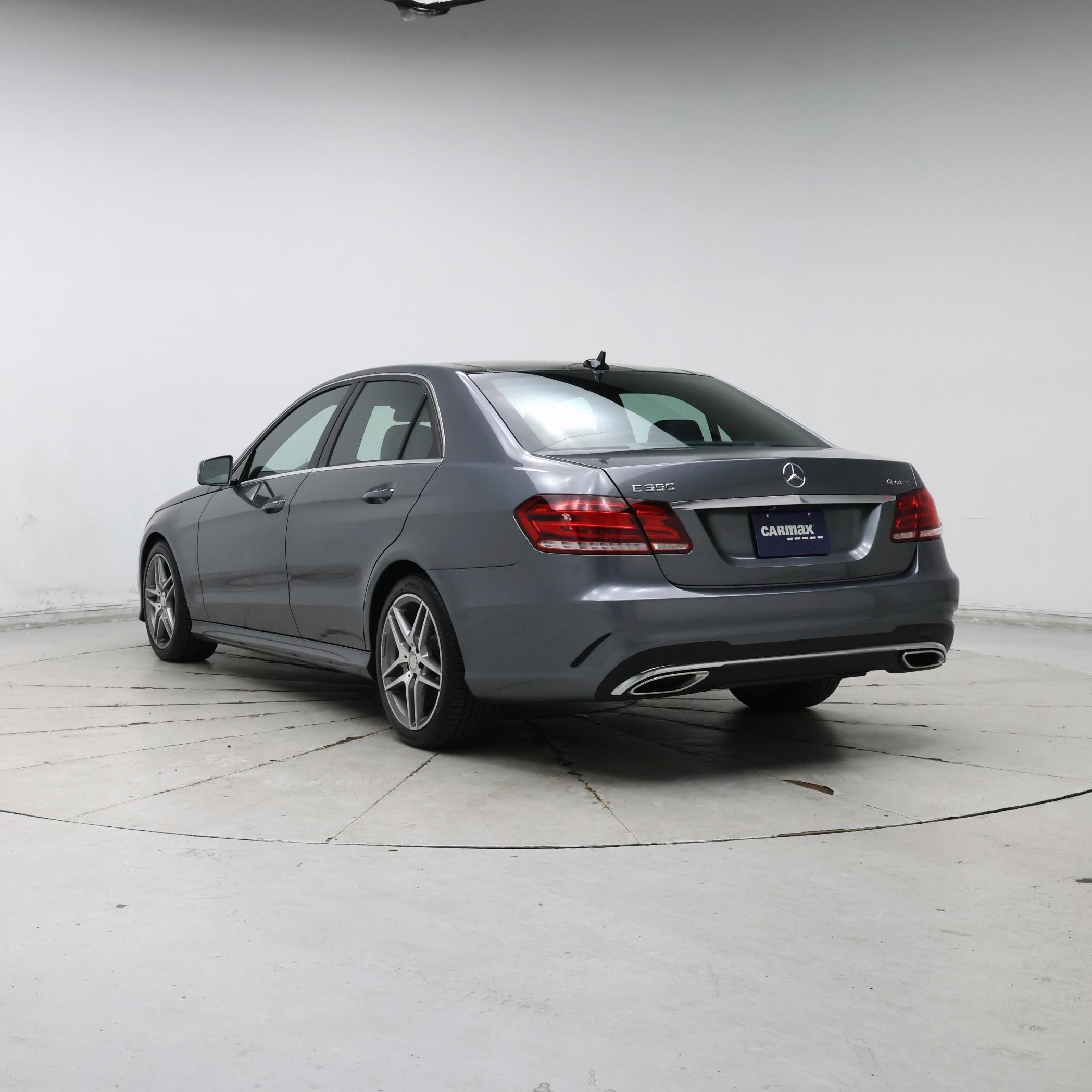 Thumbnail: 2016 Mercedes-Benz E-Class - 2