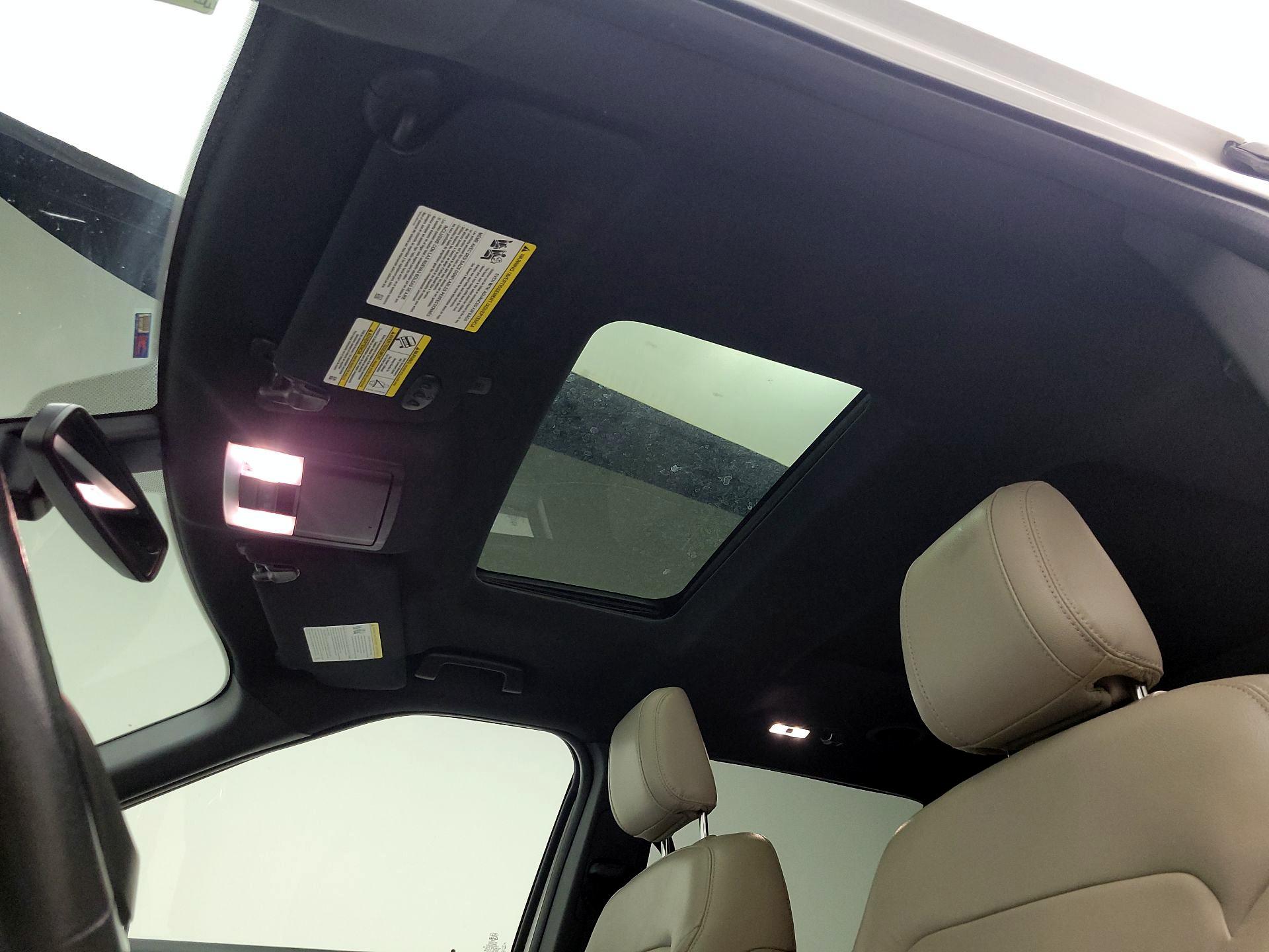 Thumbnail: 2018 Ford Explorer - 20