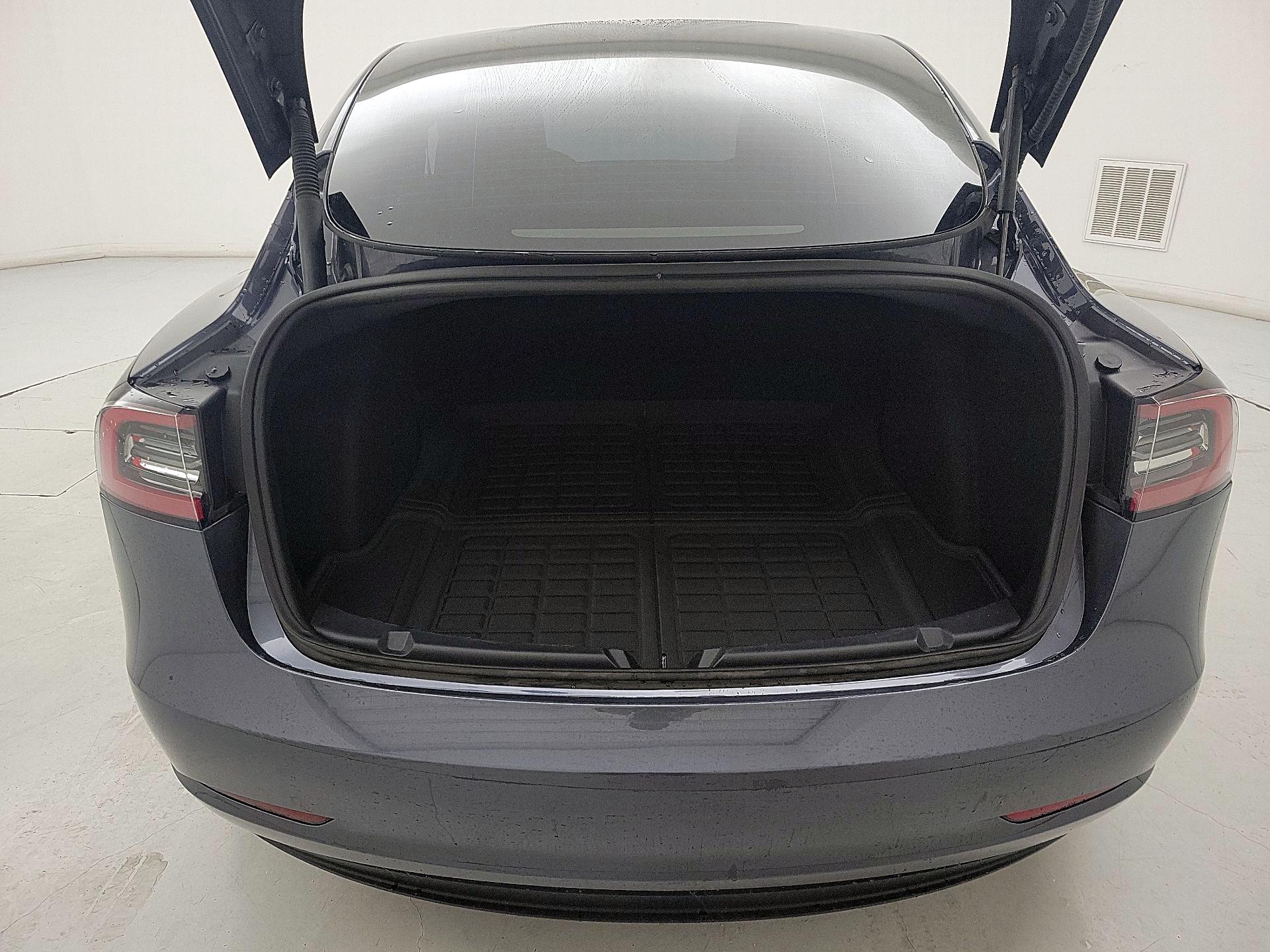 Thumbnail: 2023 Tesla Model 3 - 20