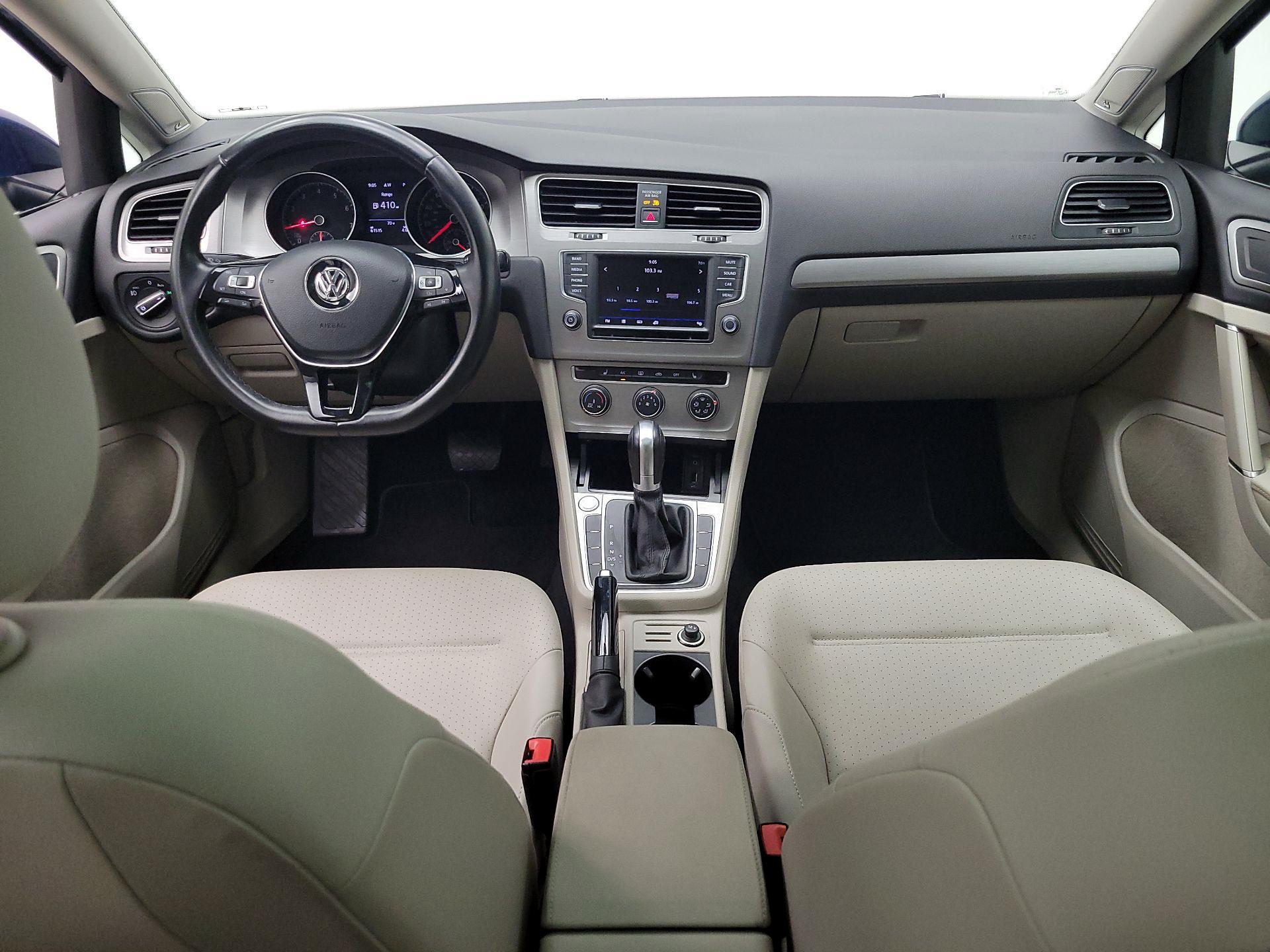Thumbnail: 2017 Volkswagen Golf - 9