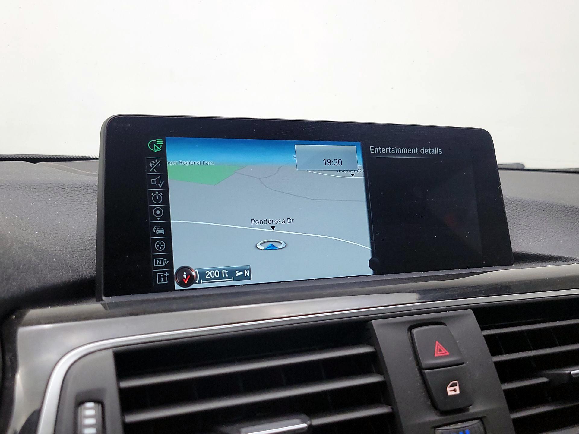 Thumbnail: 2016 BMW 3 Series - 14