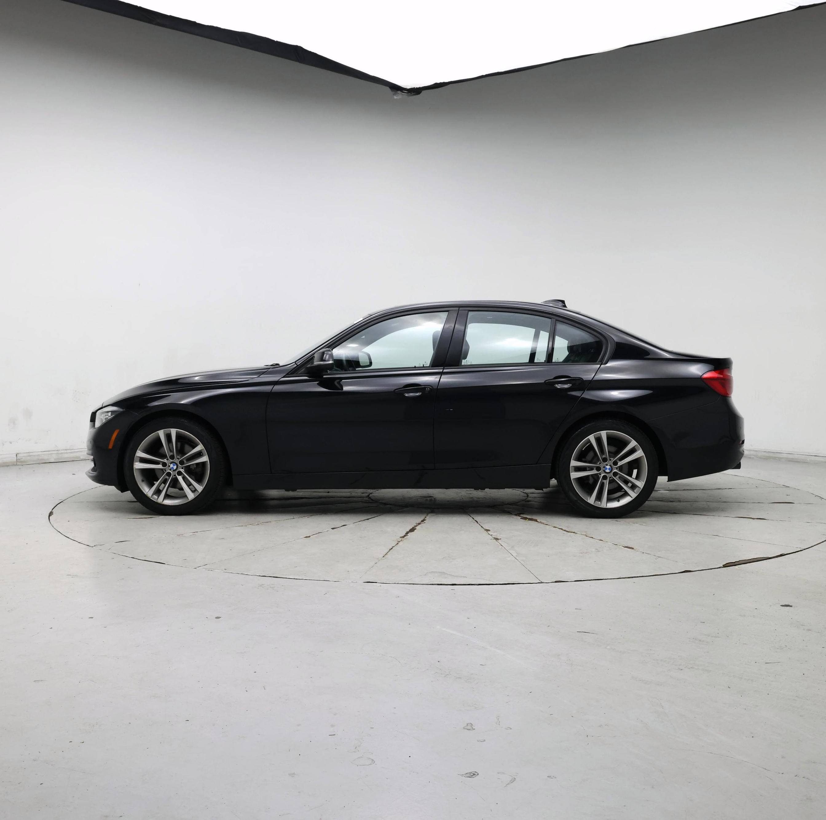 Thumbnail: 2016 BMW 3 Series - 3