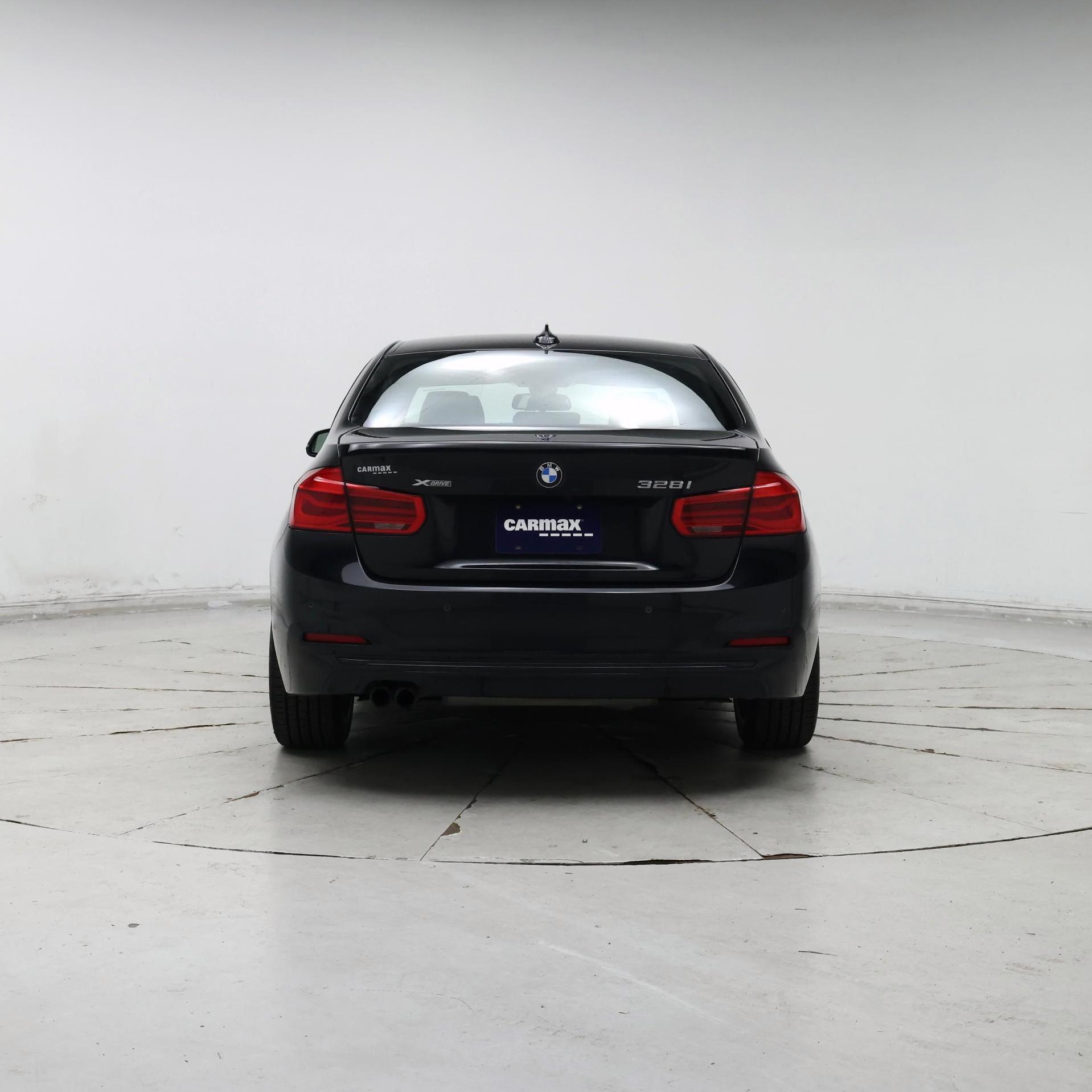 Thumbnail: 2016 BMW 3 Series - 6