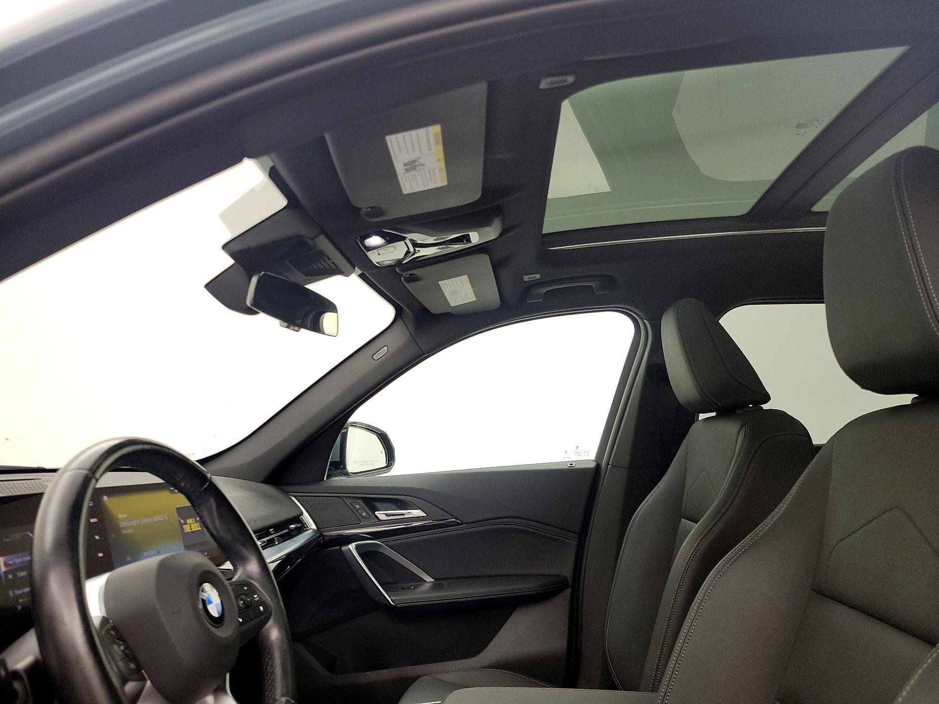 Thumbnail: 2023 BMW X1 - 20