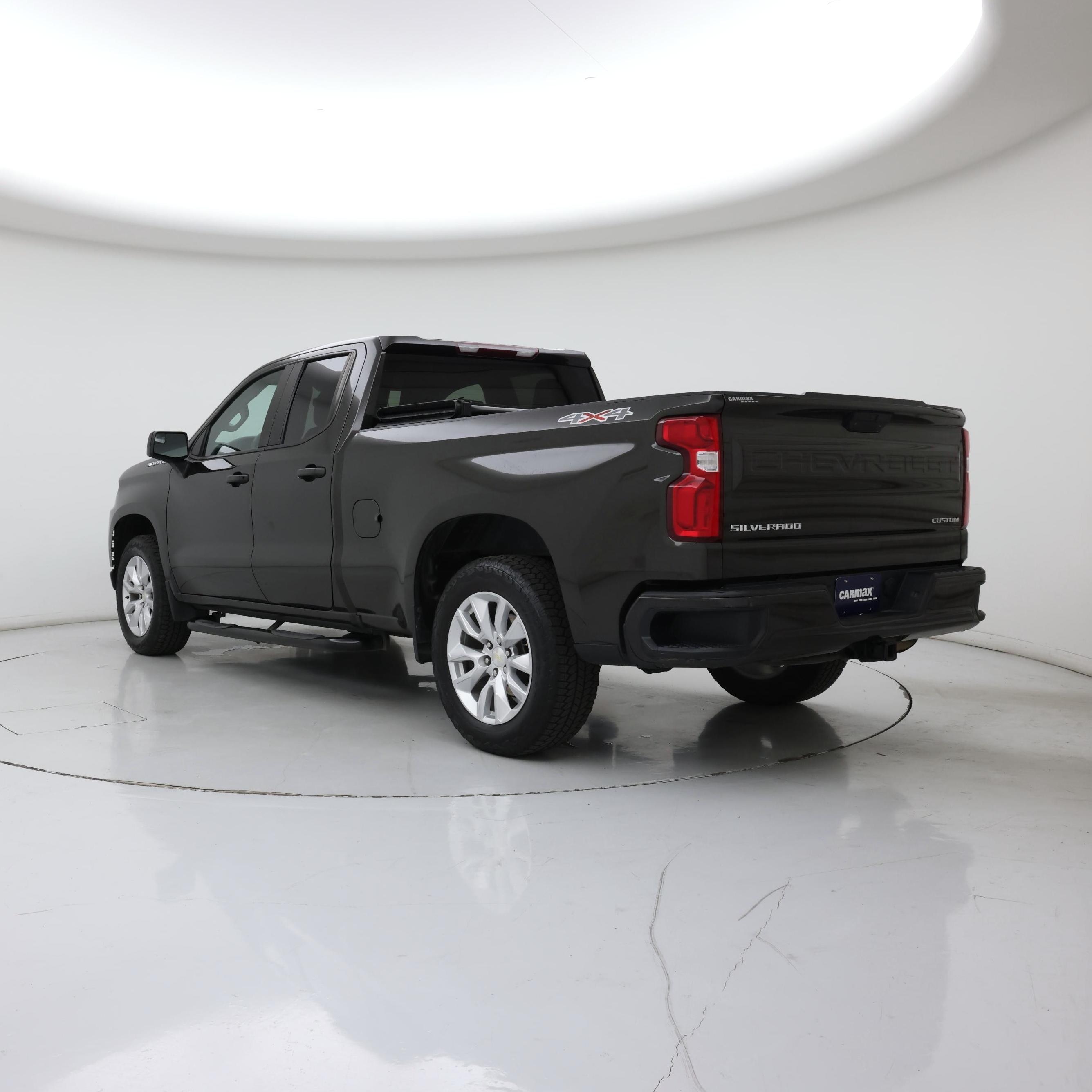 Thumbnail: 2021 Chevrolet Silverado 1500 - 2