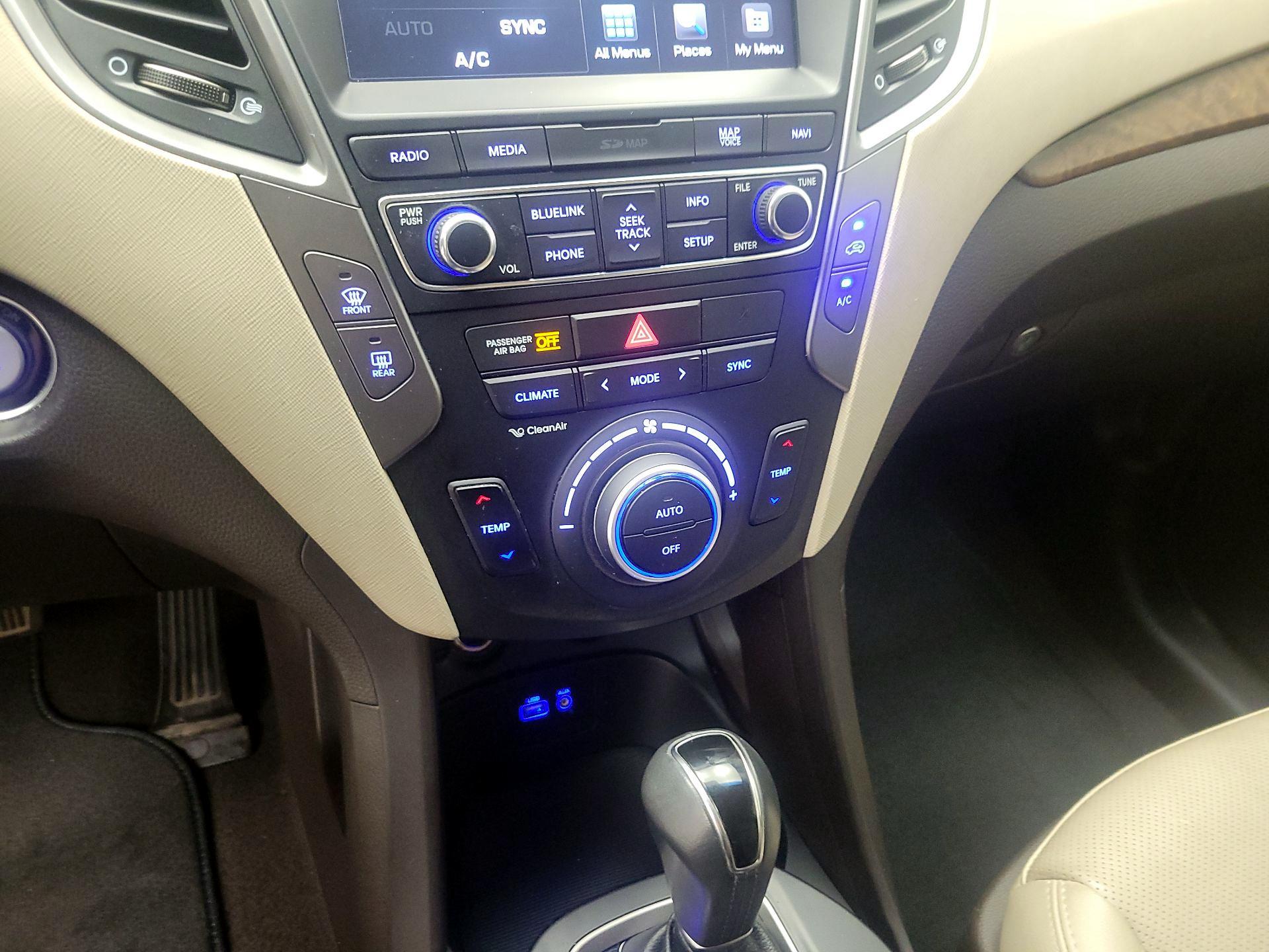 Thumbnail: 2018 Hyundai Santa Fe - 16