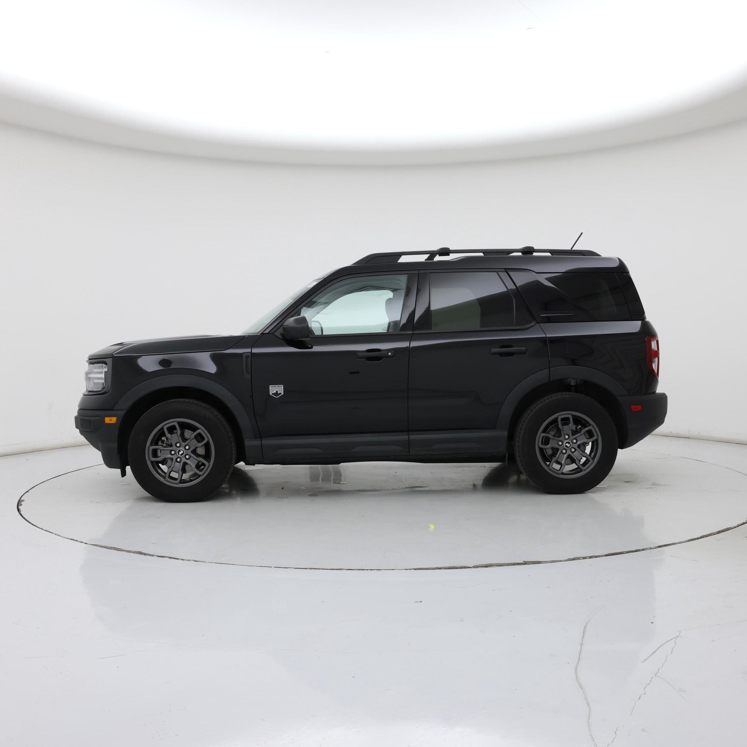 Thumbnail: 2022 Ford Bronco Sport - 3
